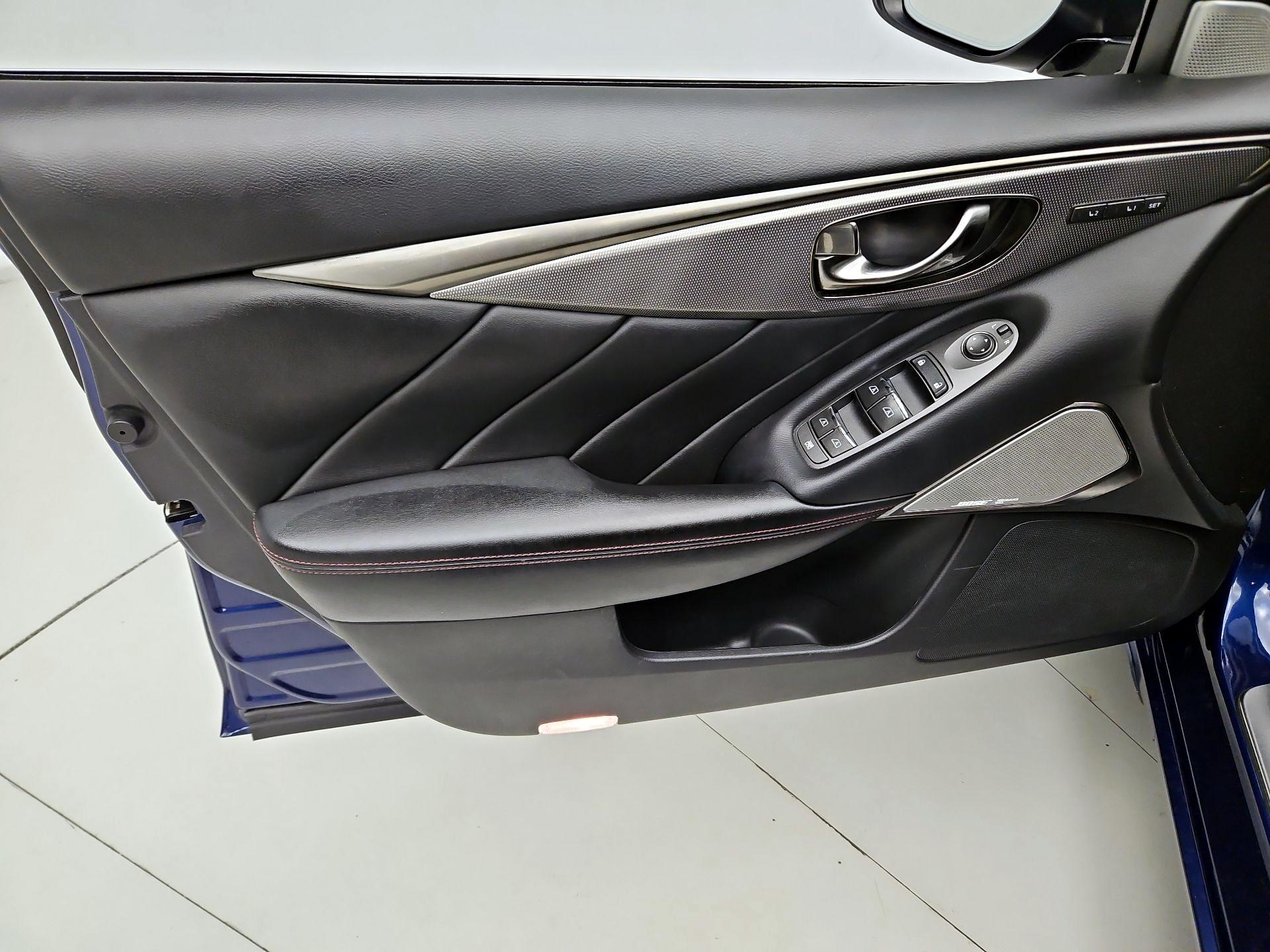 Thumbnail: 2019 INFINITI  - 12