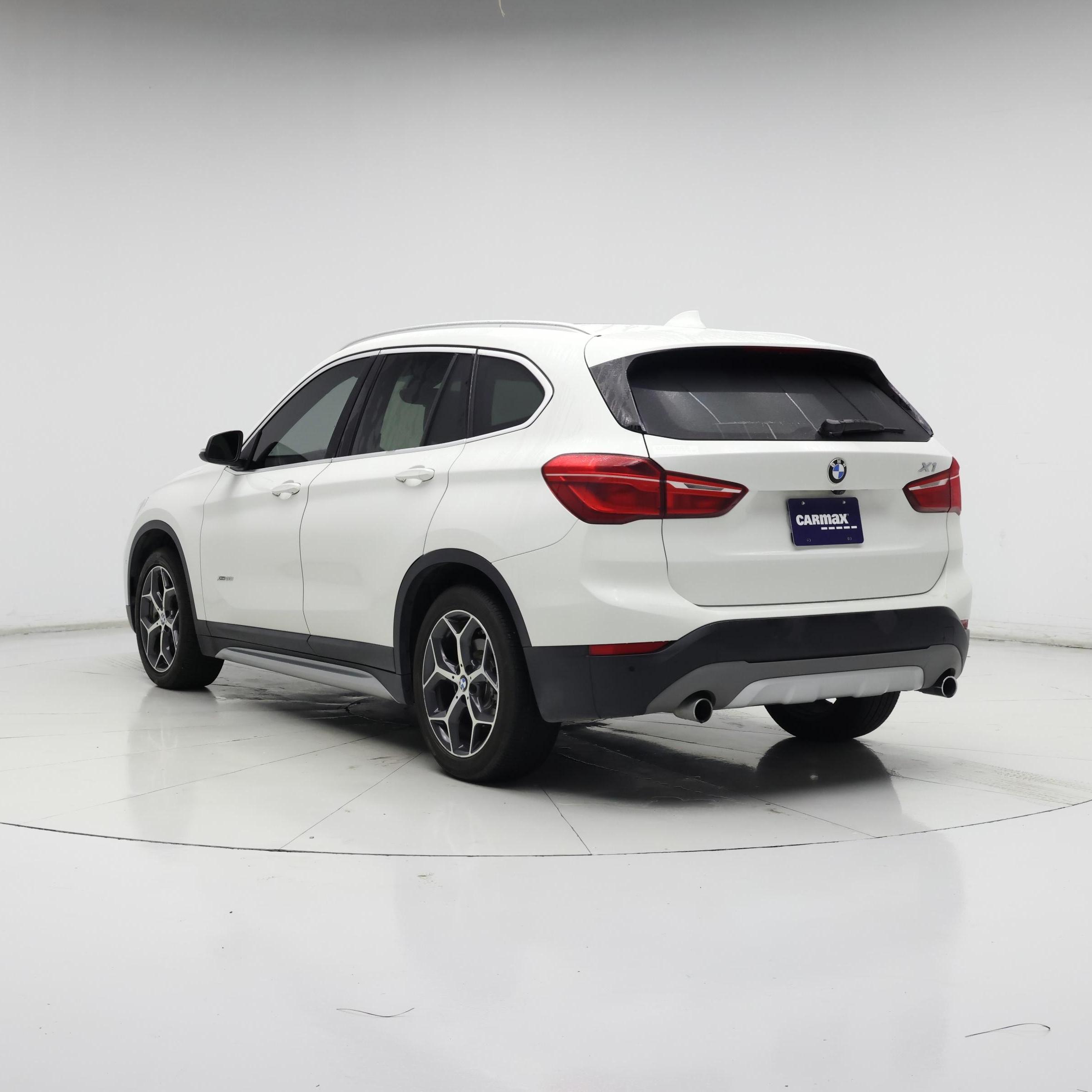 Thumbnail: 2016 BMW X1 - 2