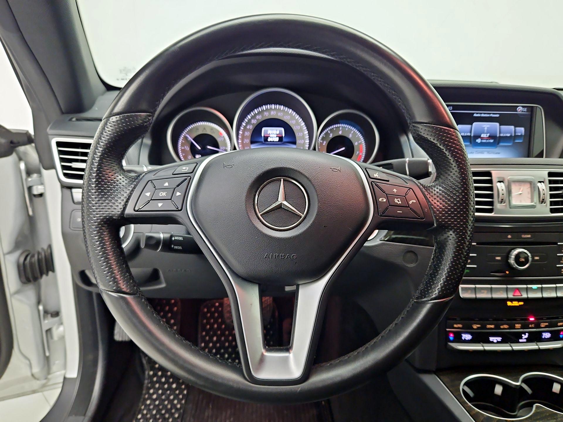 Thumbnail: 2016 Mercedes-Benz E-Class - 10