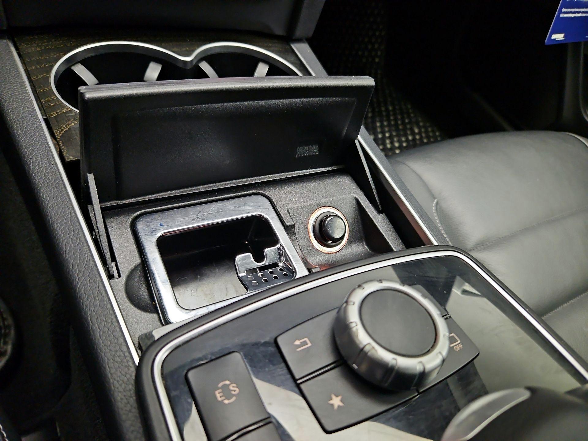 Thumbnail: 2016 Mercedes-Benz E-Class - 19