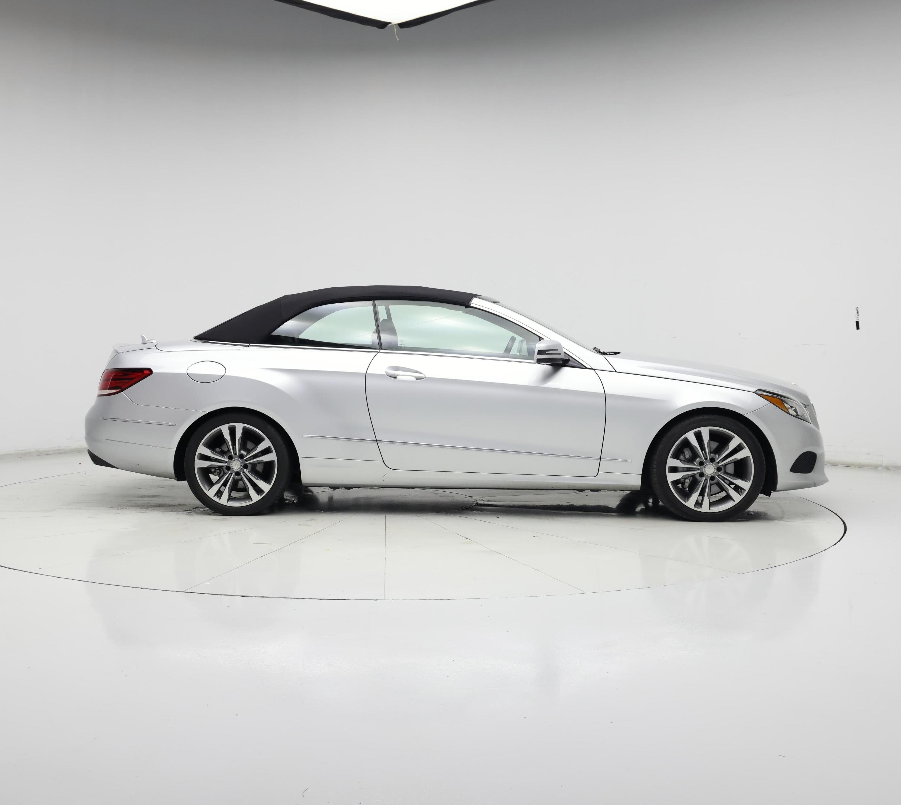 Thumbnail: 2016 Mercedes-Benz E-Class - 7