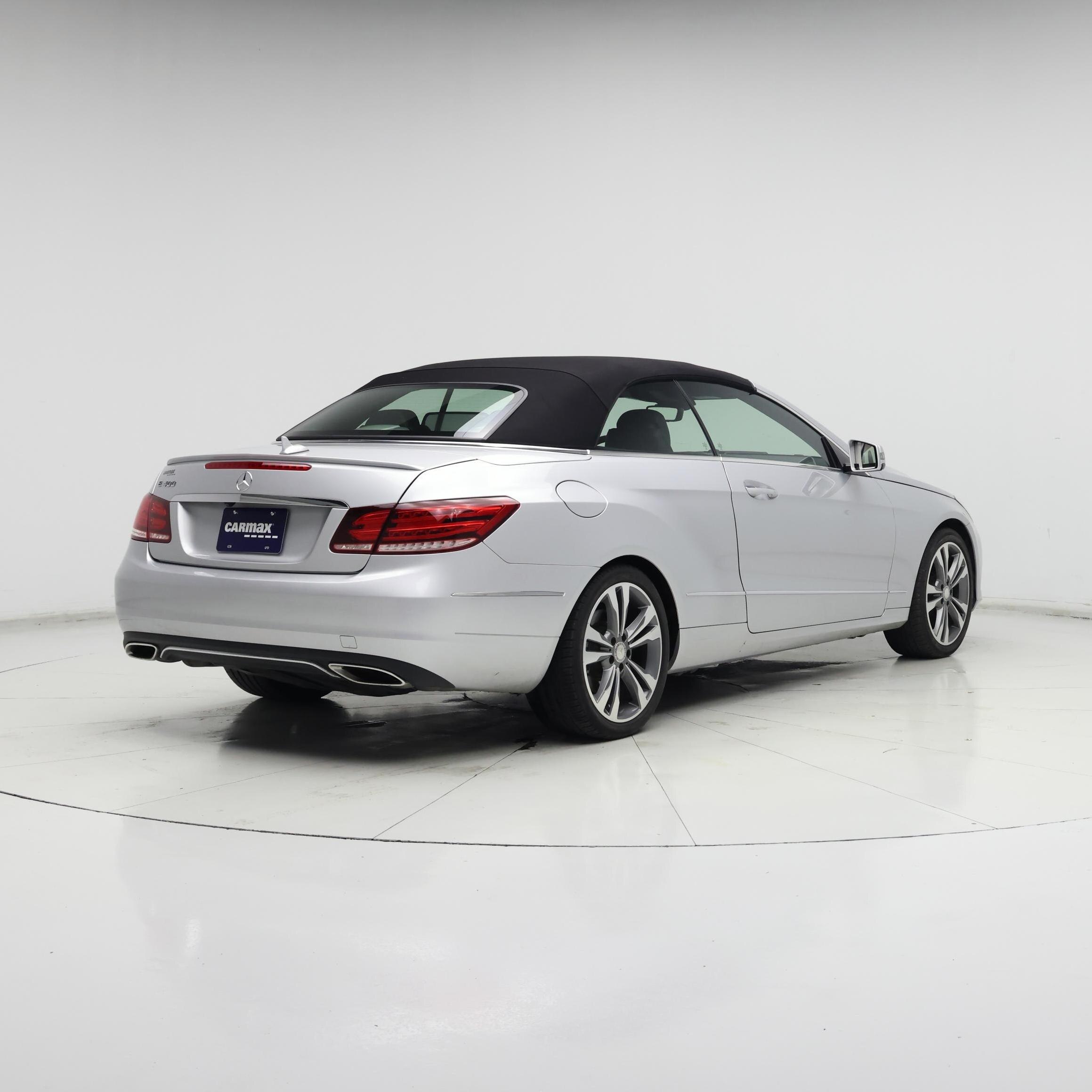 Thumbnail: 2016 Mercedes-Benz E-Class - 8