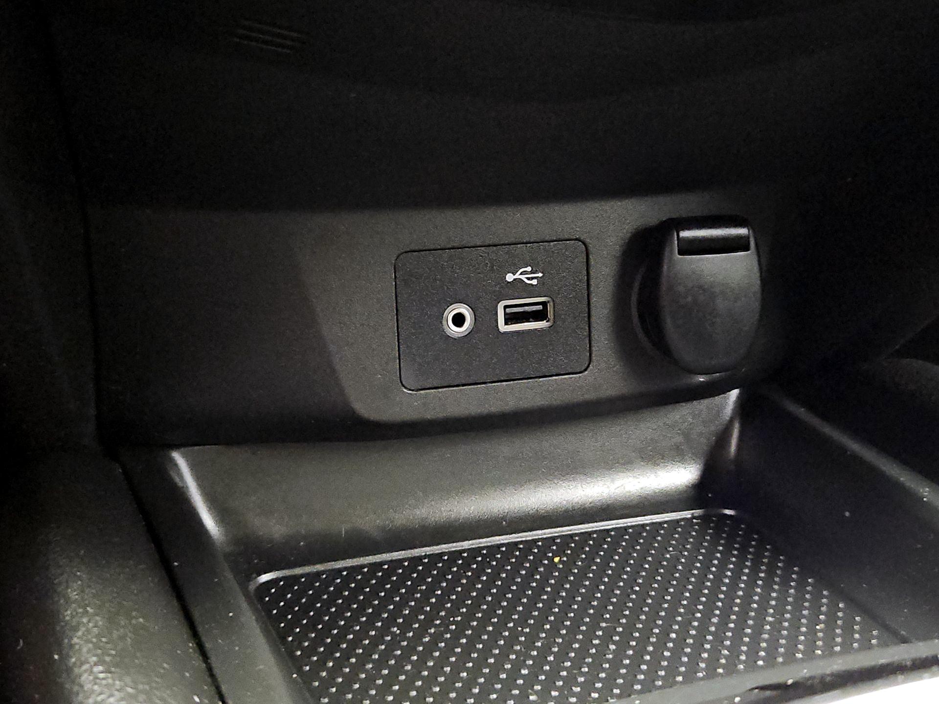 Thumbnail: 2019 Nissan Rogue Sport - 18