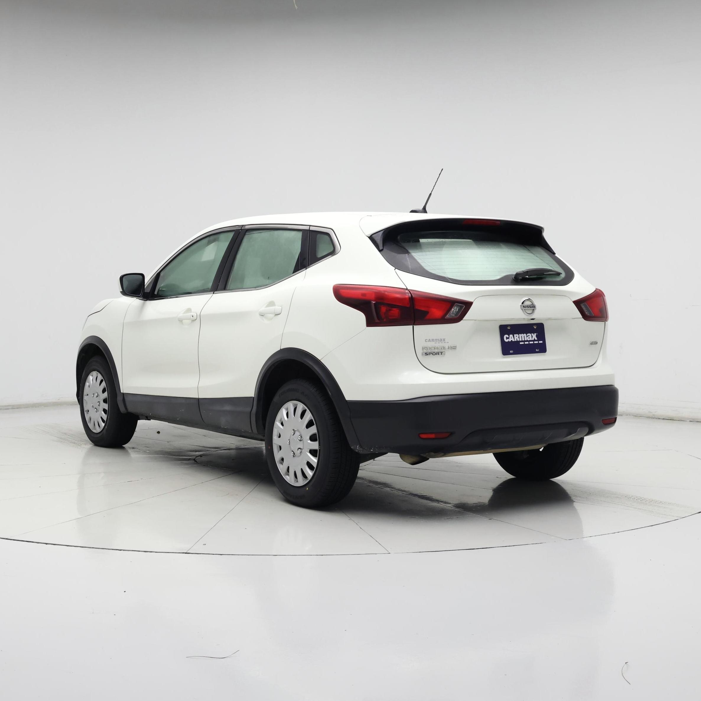 Thumbnail: 2019 Nissan Rogue Sport - 2