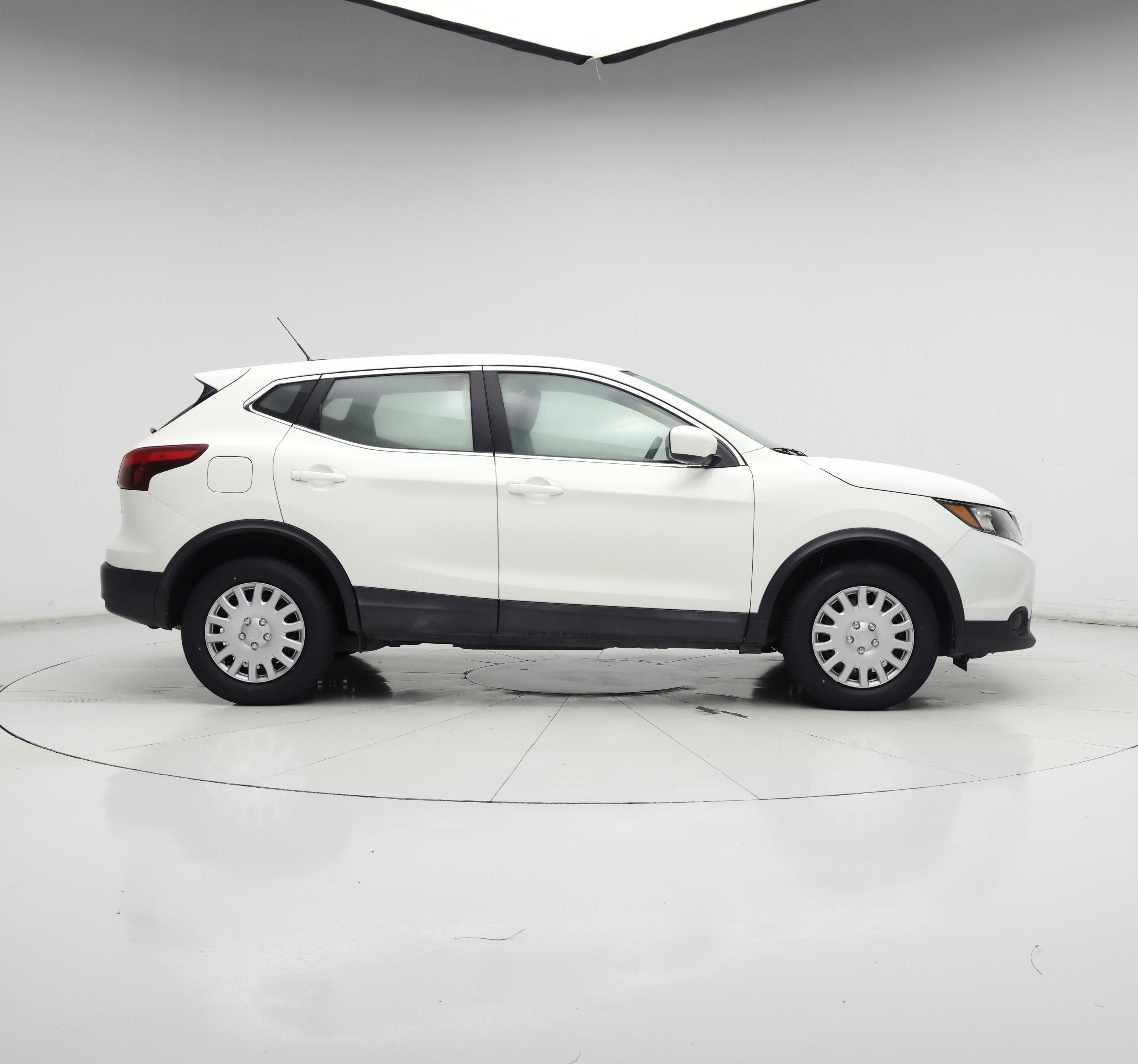 Thumbnail: 2019 Nissan Rogue Sport - 7