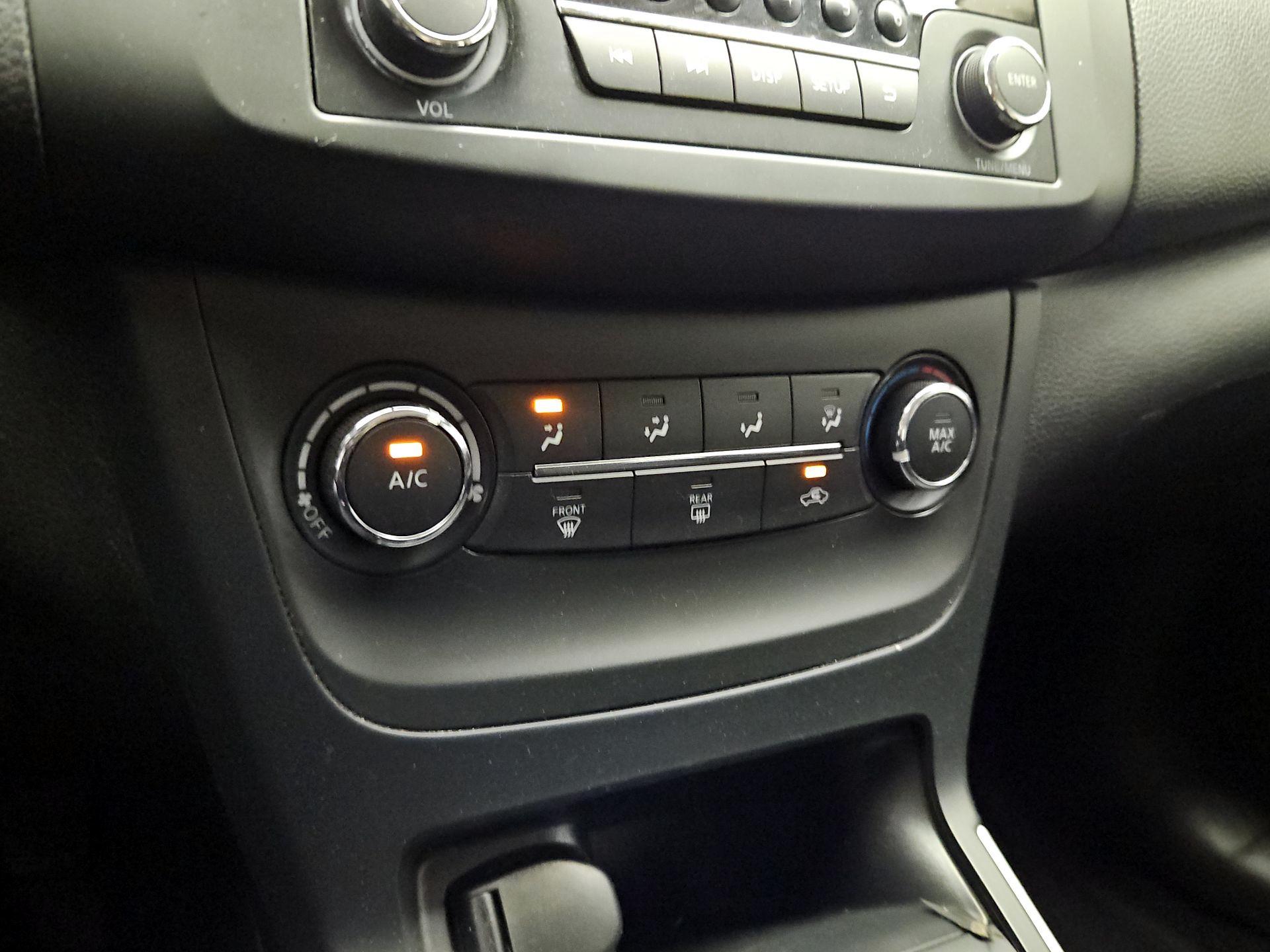 Thumbnail: 2017 Nissan Sentra - 15