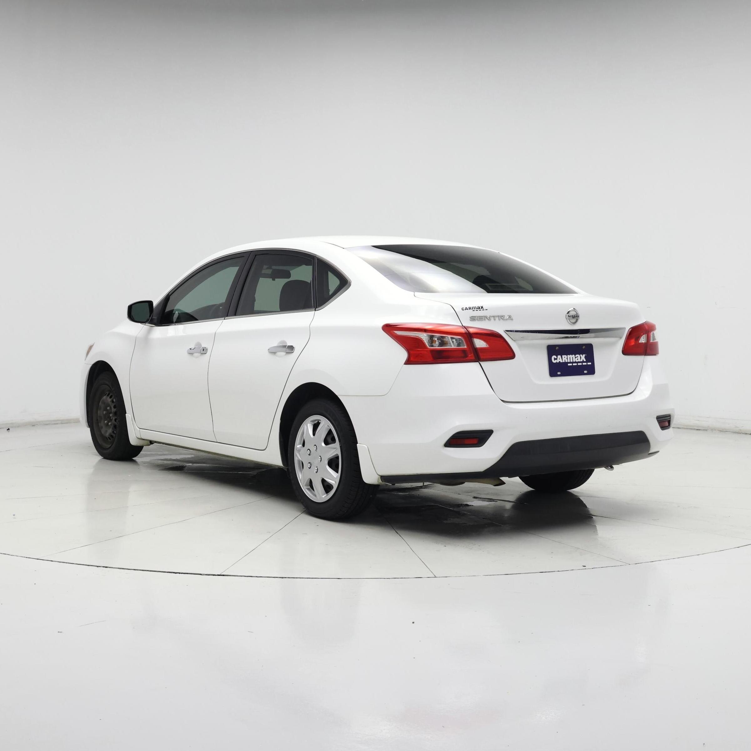 Thumbnail: 2017 Nissan Sentra - 2