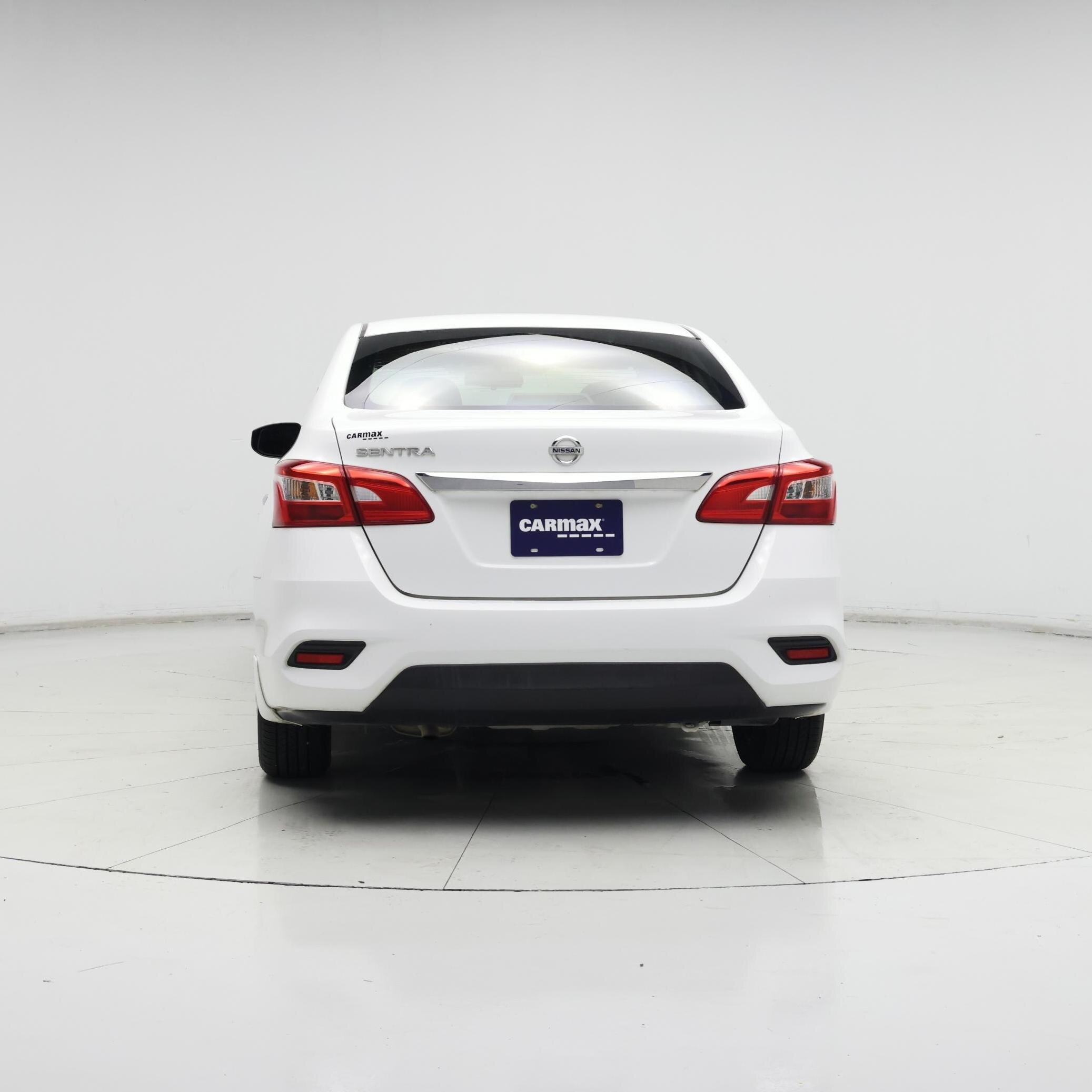 Thumbnail: 2017 Nissan Sentra - 6