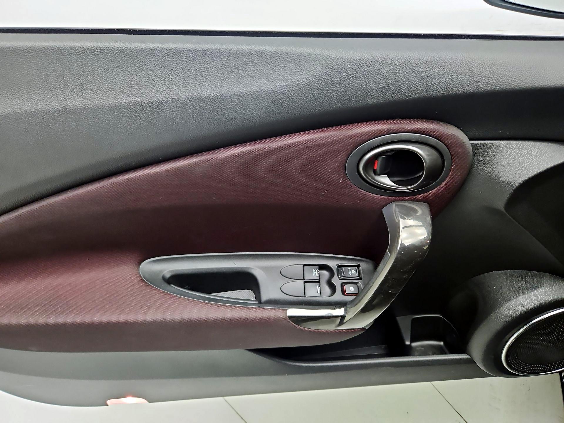 Thumbnail: 2015 Honda CR-Z - 12