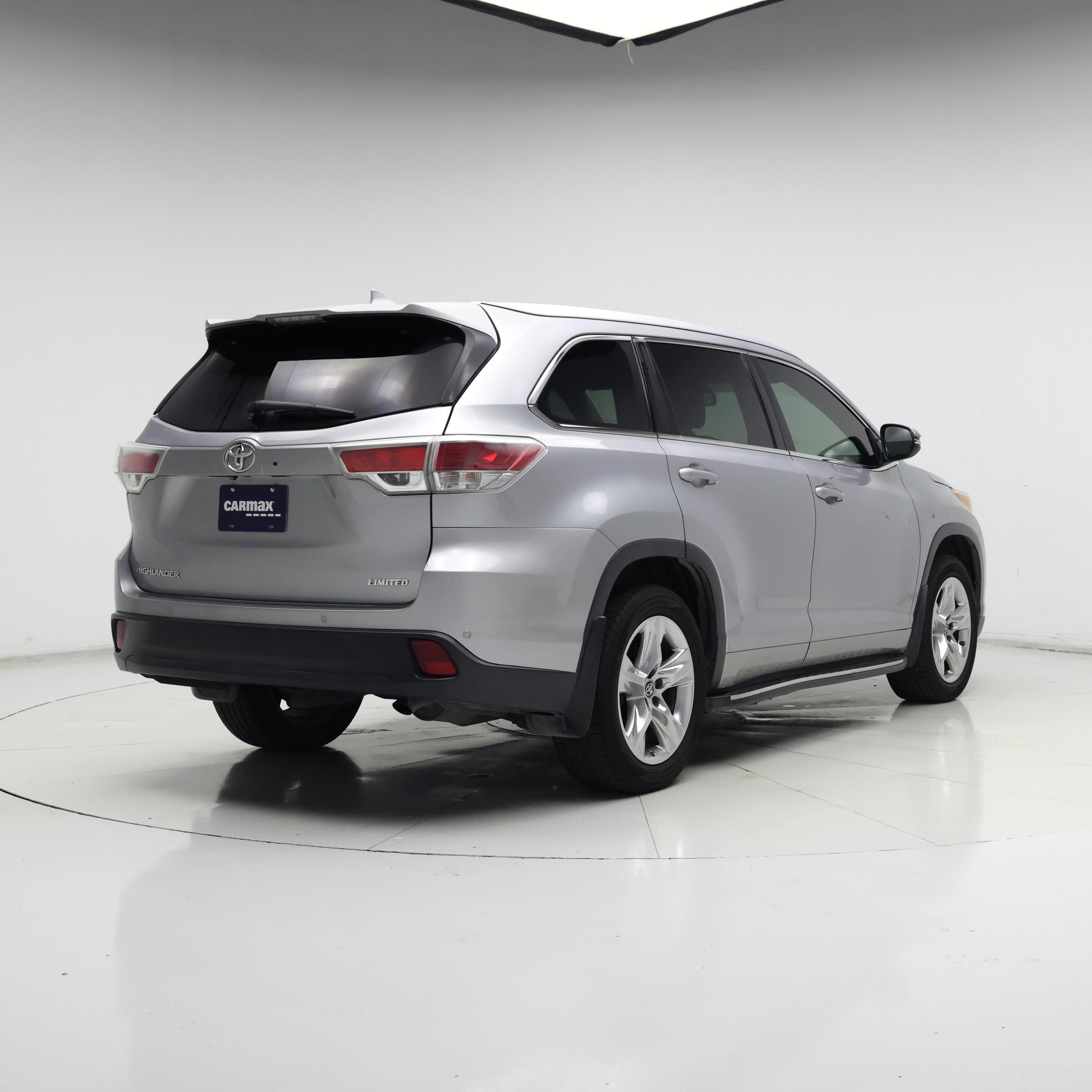 Thumbnail: 2016 Toyota Highlander - 8