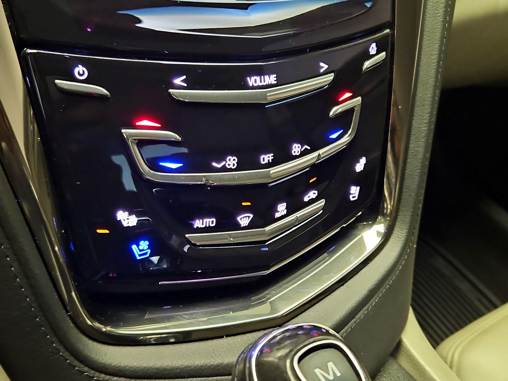 Thumbnail: 2019 Cadillac CTS - 17