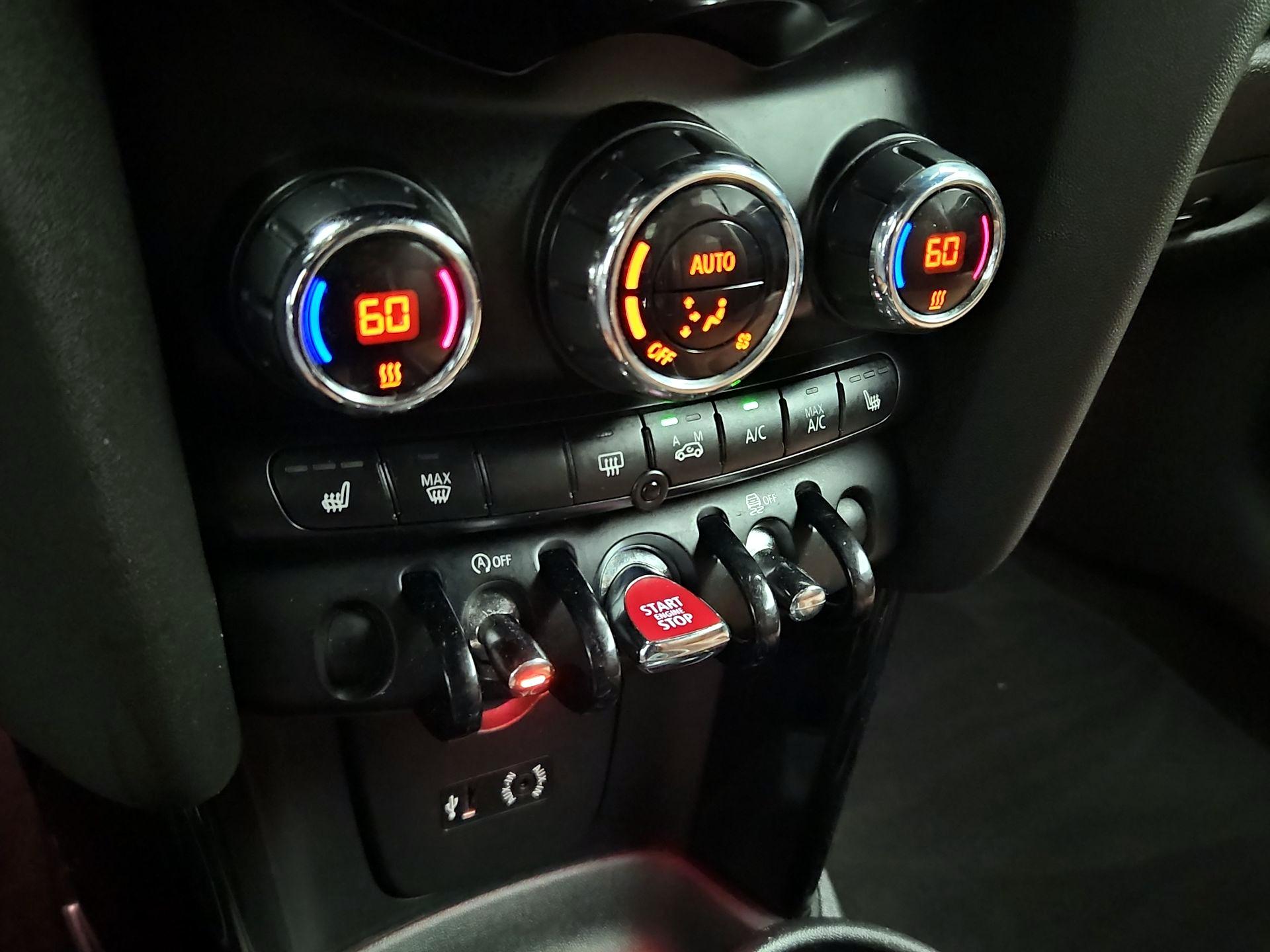 Thumbnail: 2016 MINI Cooper - 13