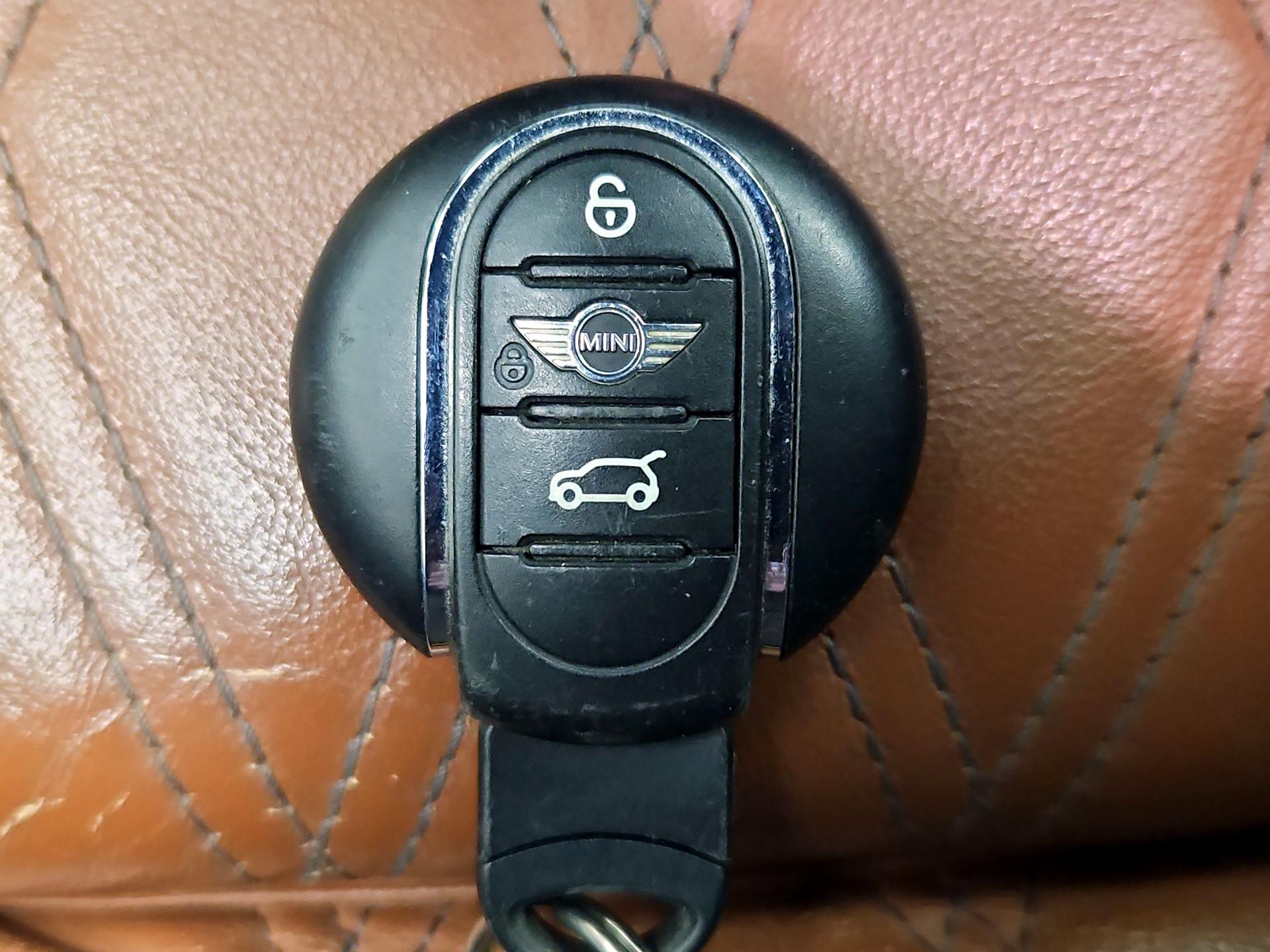 Thumbnail: 2016 MINI Cooper - 19