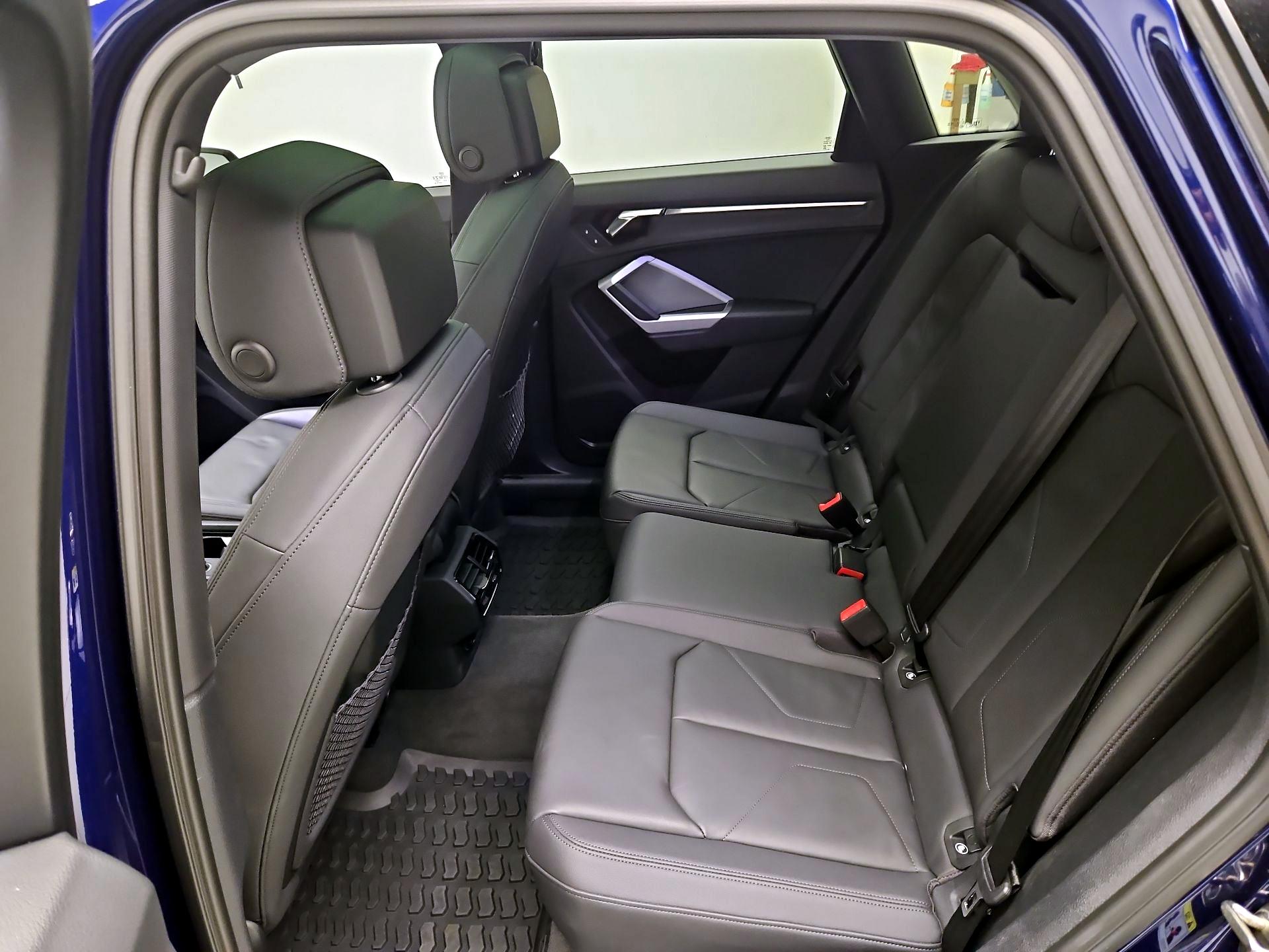 Thumbnail: 2021 Audi Q3 - 20