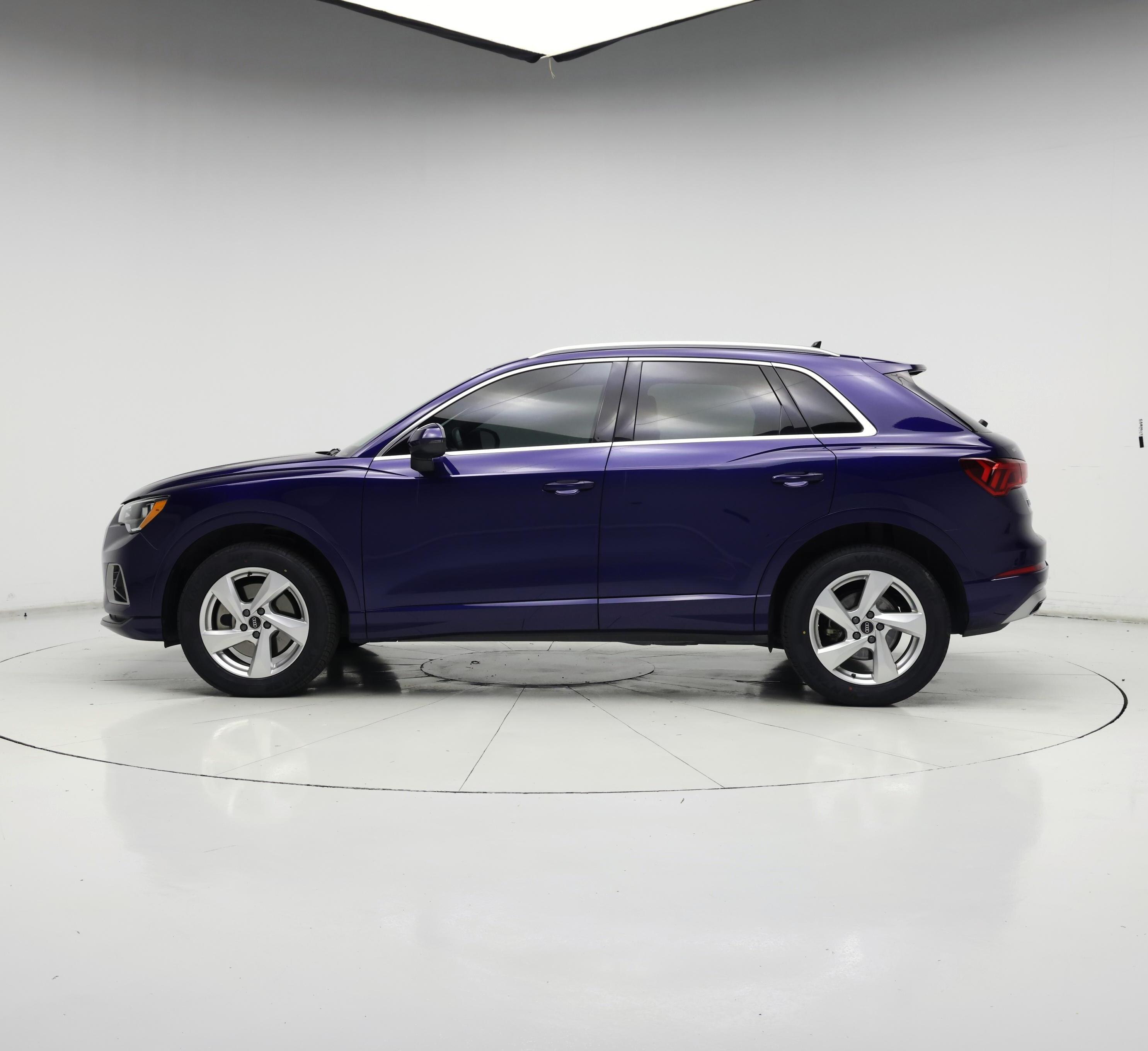 Thumbnail: 2021 Audi Q3 - 3