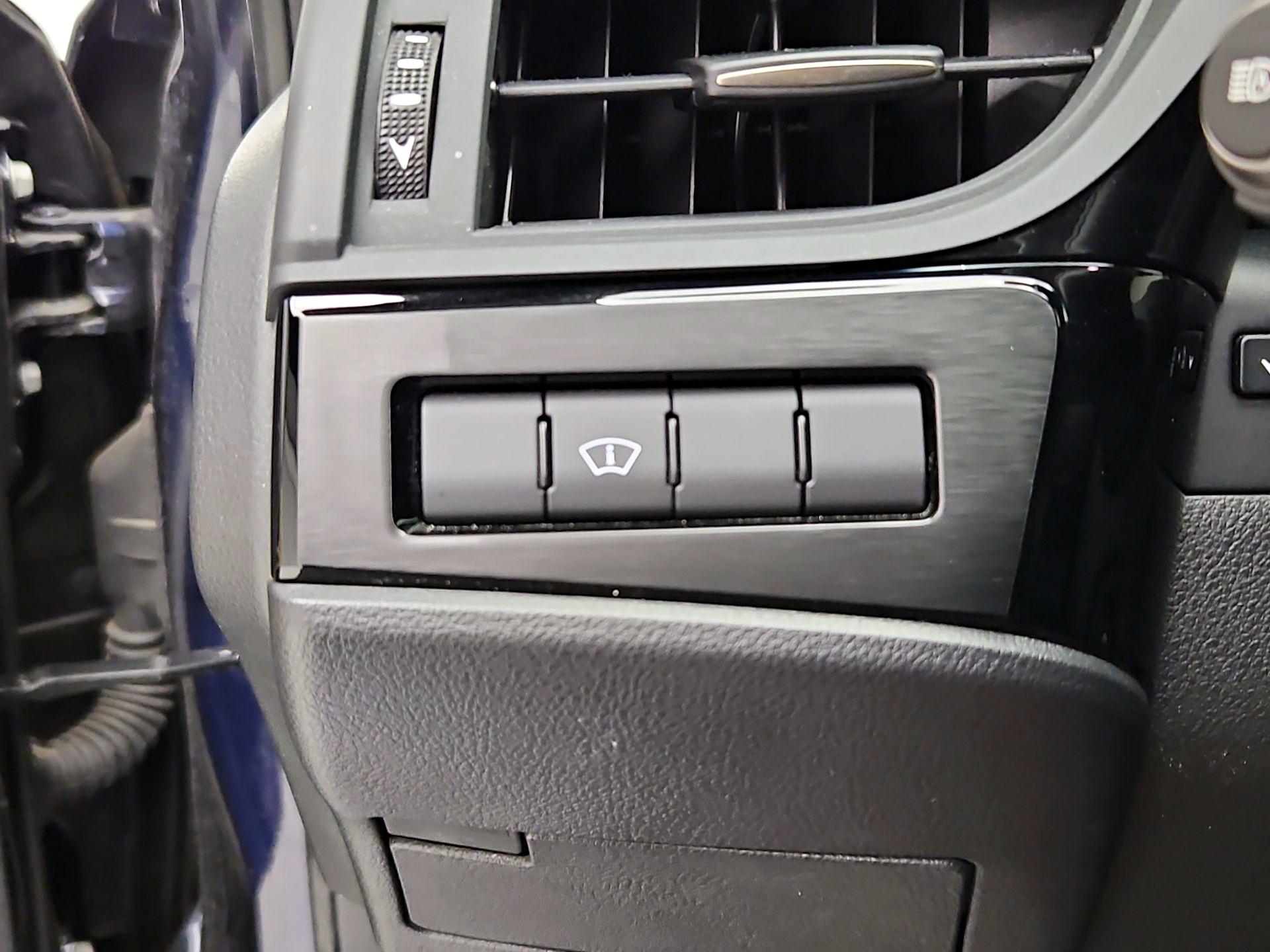 Thumbnail: 2024 Lexus ES - 13