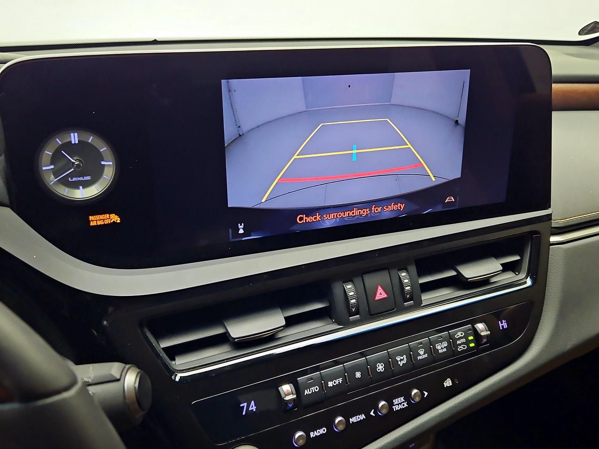 Thumbnail: 2024 Lexus ES - 14