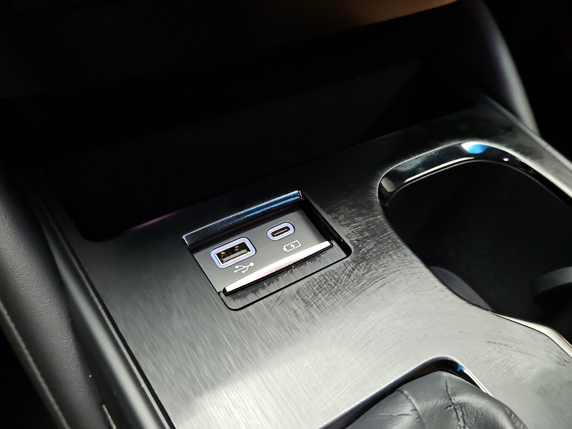 Thumbnail: 2024 Lexus ES - 18