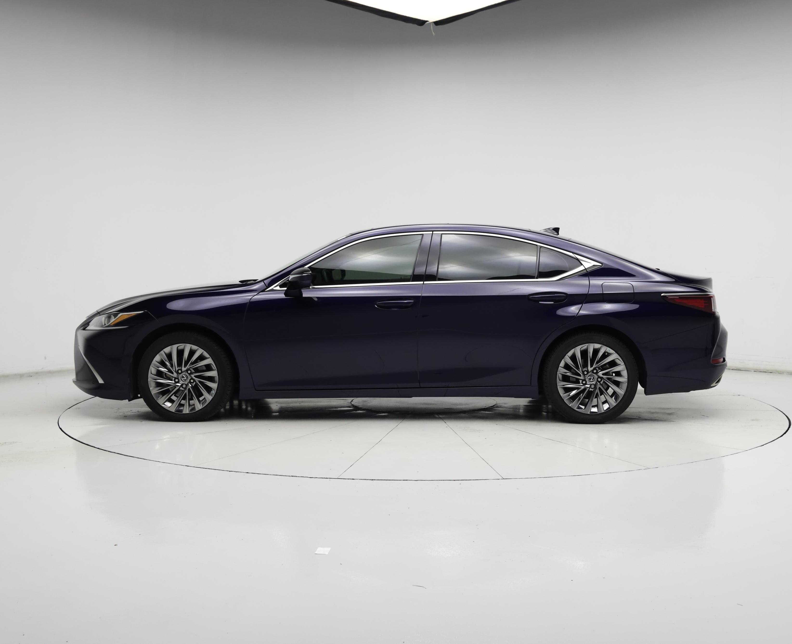 Thumbnail: 2024 Lexus ES - 3