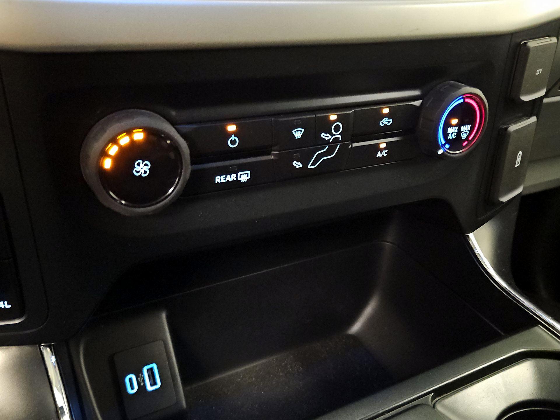 Thumbnail: 2022 Ford F-150 - 16