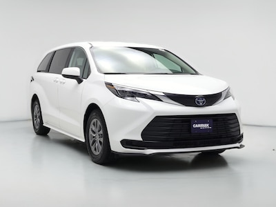2024 Toyota Sienna Hybrid LE