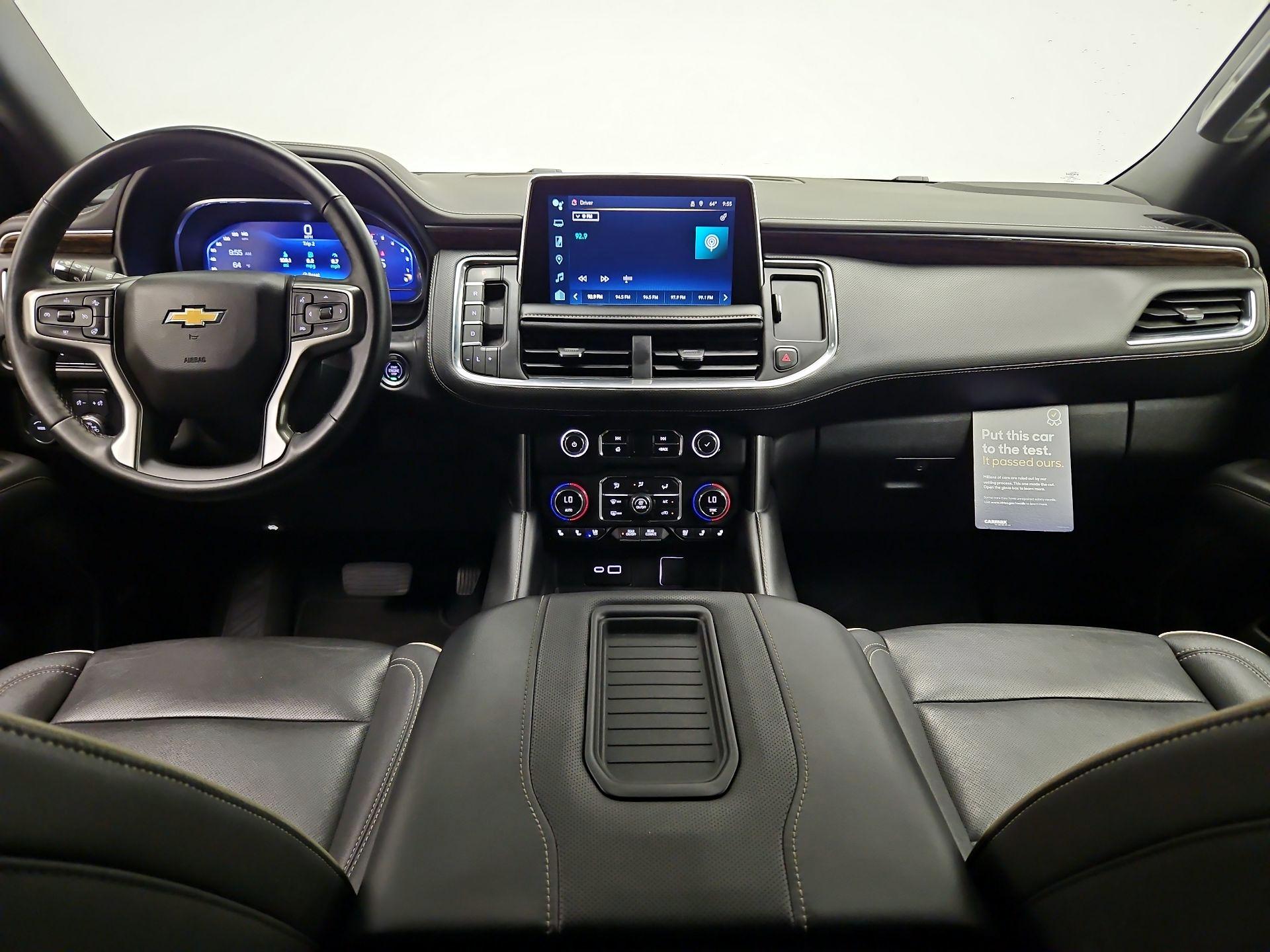 Thumbnail: 2023 Chevrolet Suburban - 9