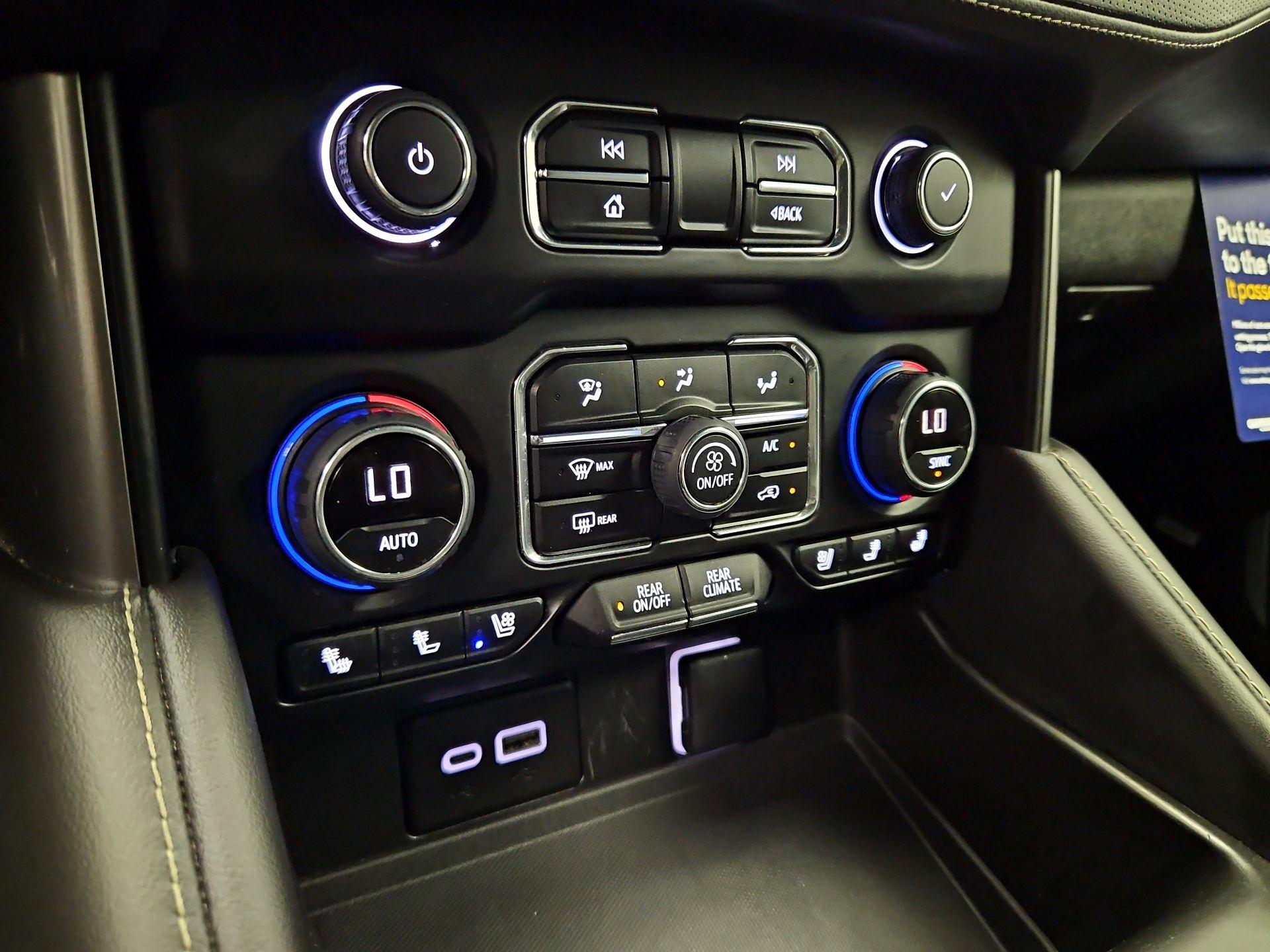 Thumbnail: 2023 Chevrolet Suburban - 16