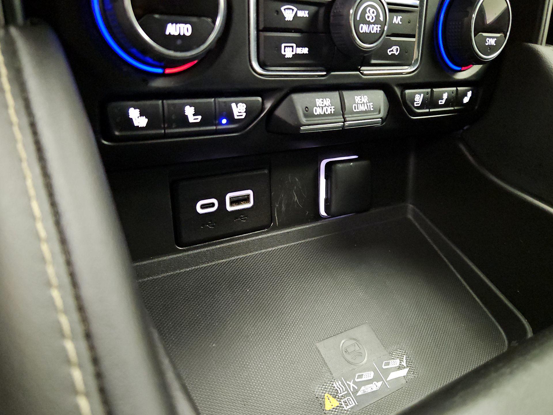 Thumbnail: 2023 Chevrolet Suburban - 18