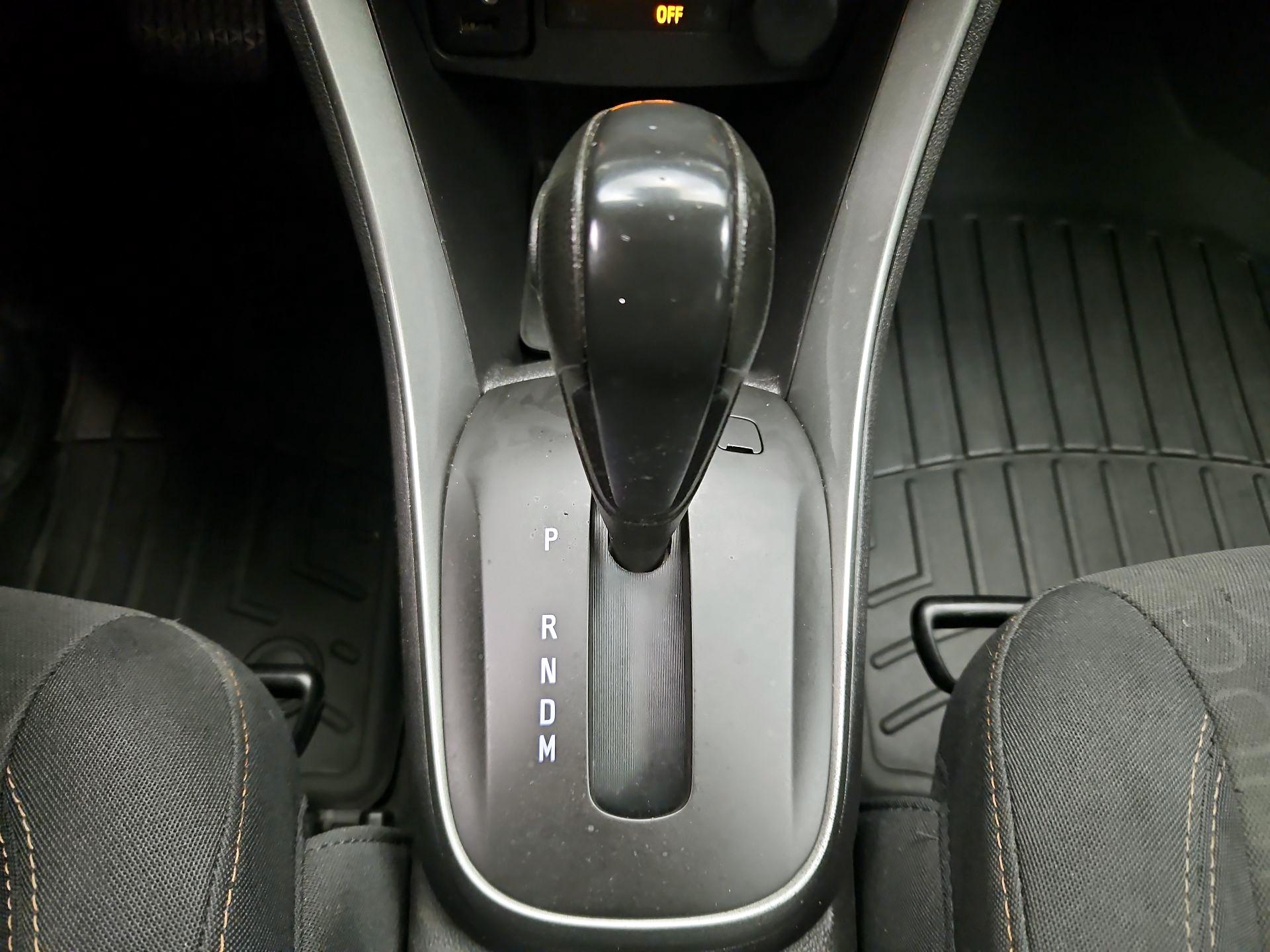 Thumbnail: 2019 Chevrolet Trax - 17