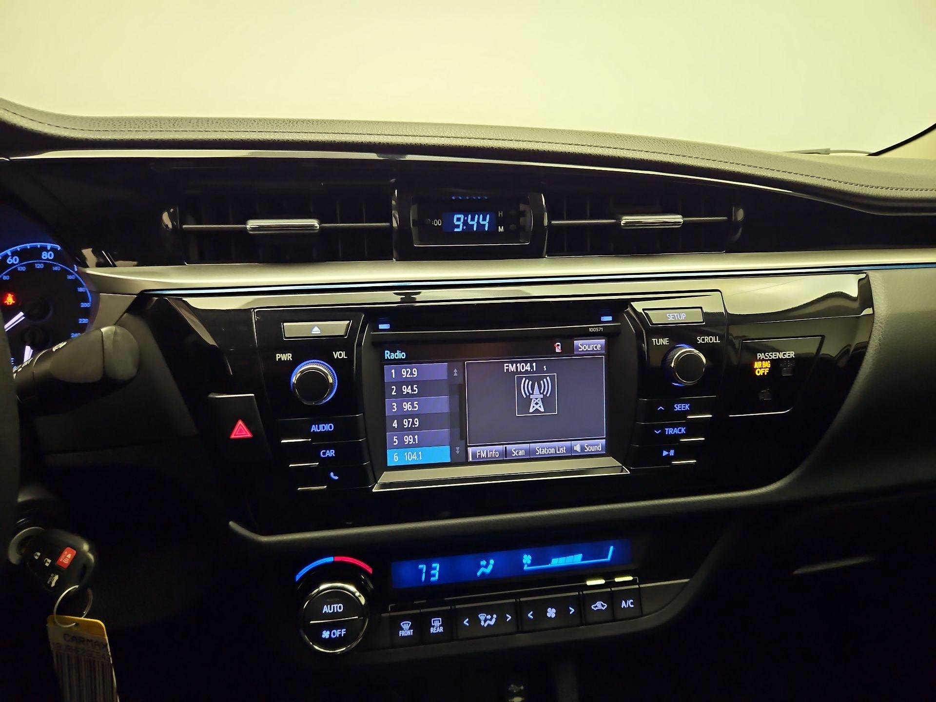 Thumbnail: 2016 Toyota Corolla - 14