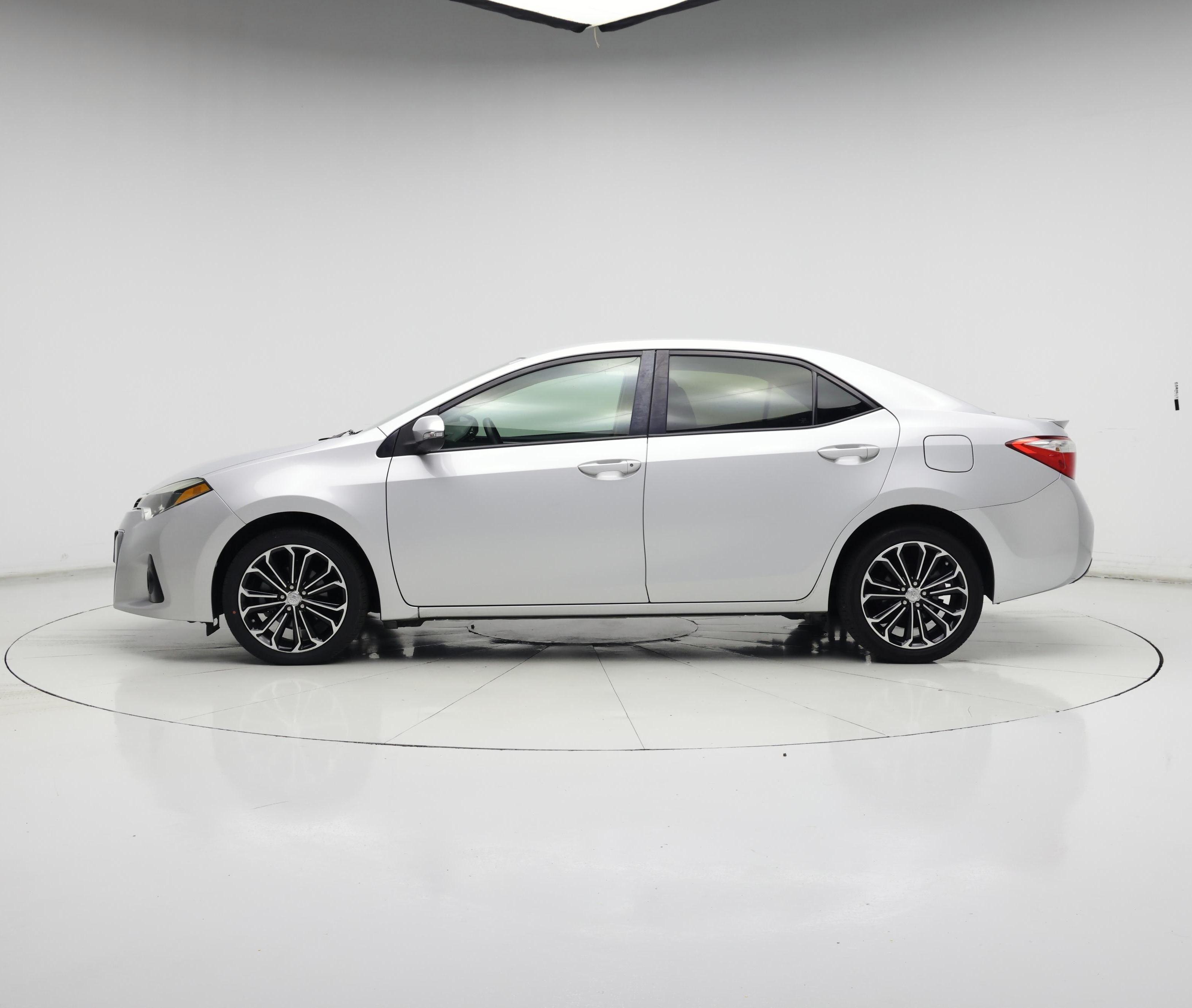 Thumbnail: 2016 Toyota Corolla - 3