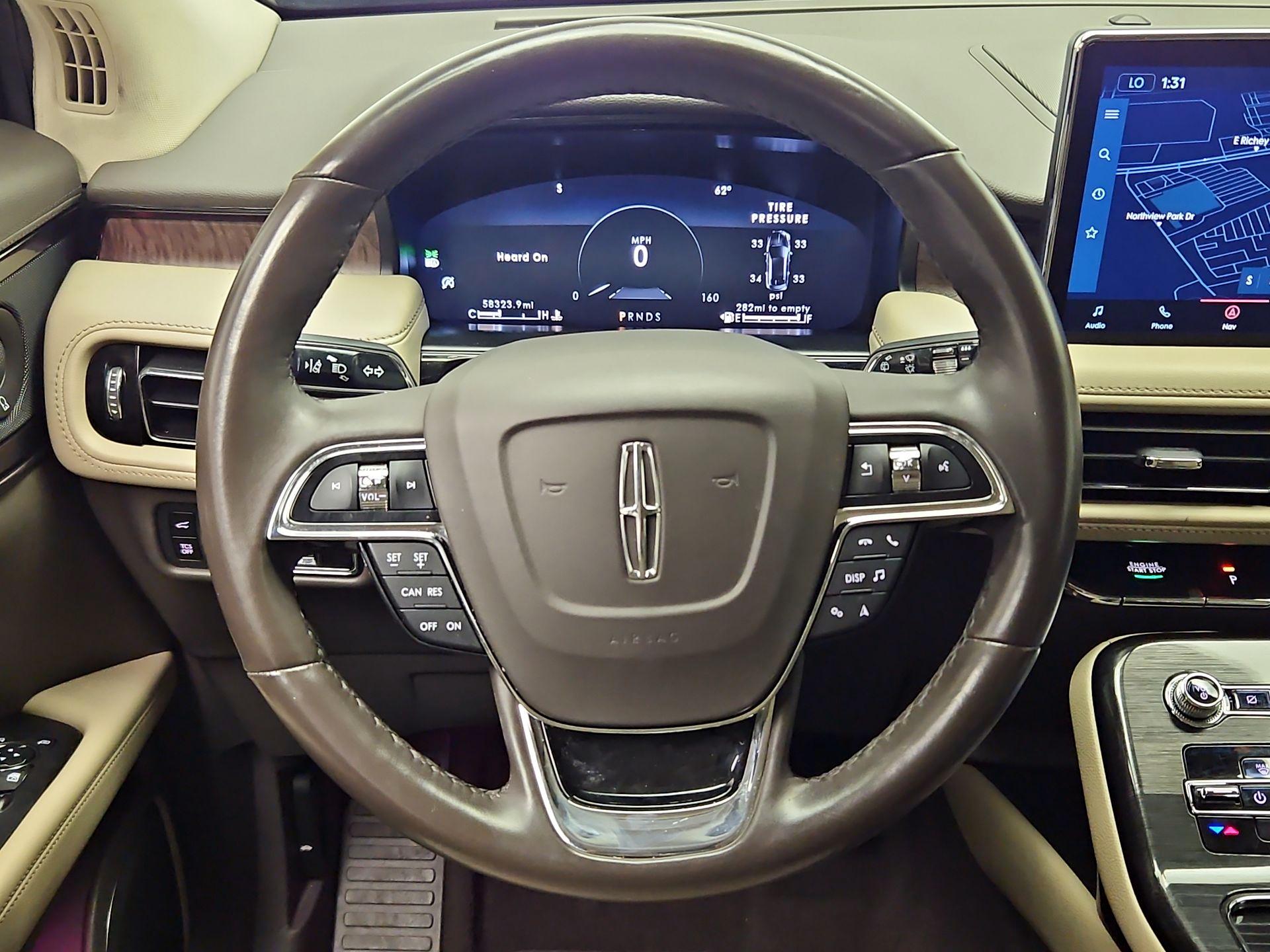 Thumbnail: 2023 Lincoln Nautilus - 10