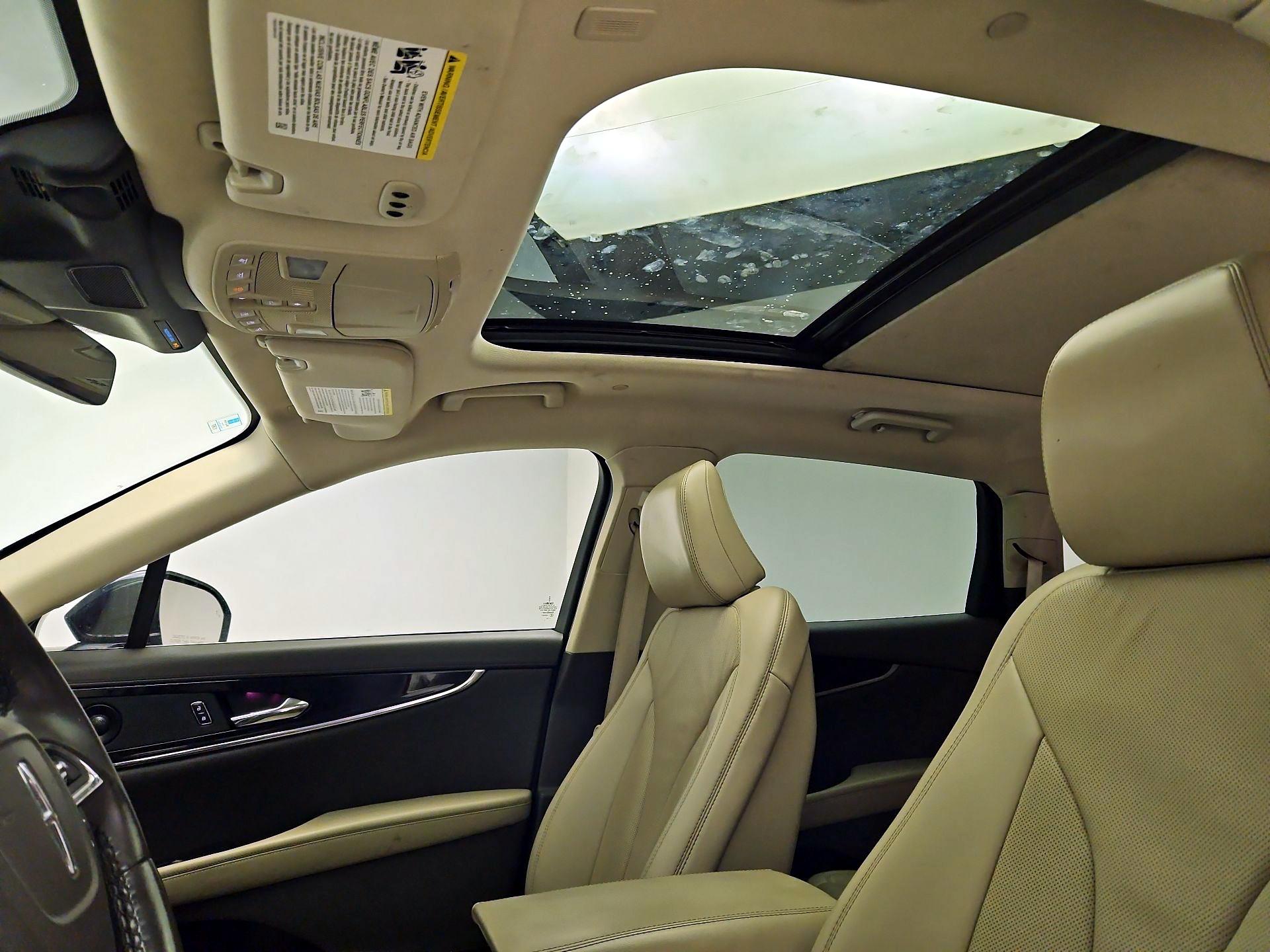 Thumbnail: 2023 Lincoln Nautilus - 20