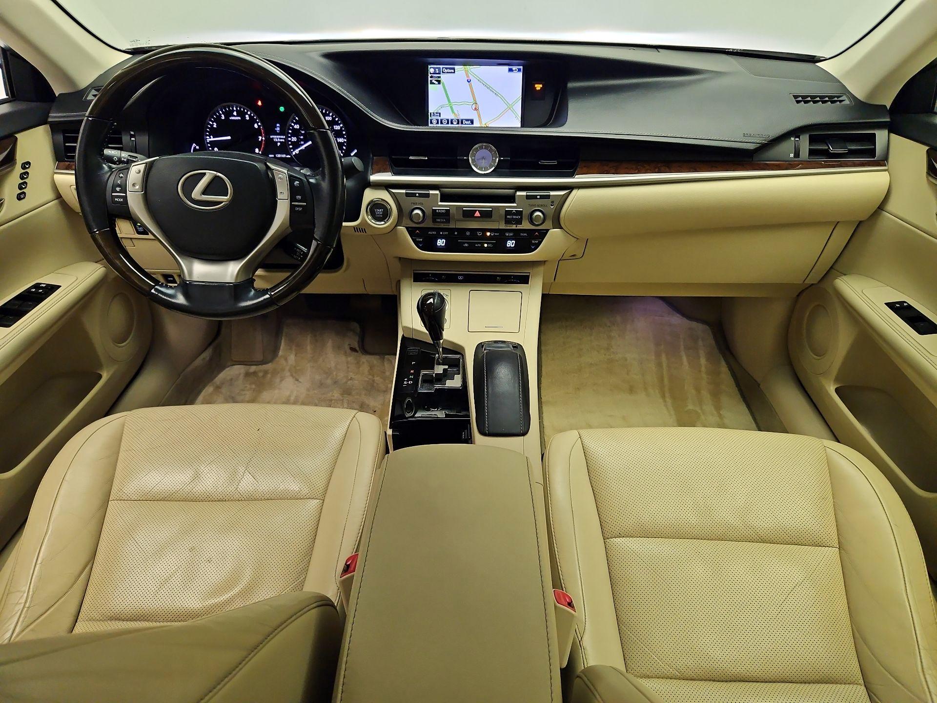 Thumbnail: 2015 Lexus ES - 9