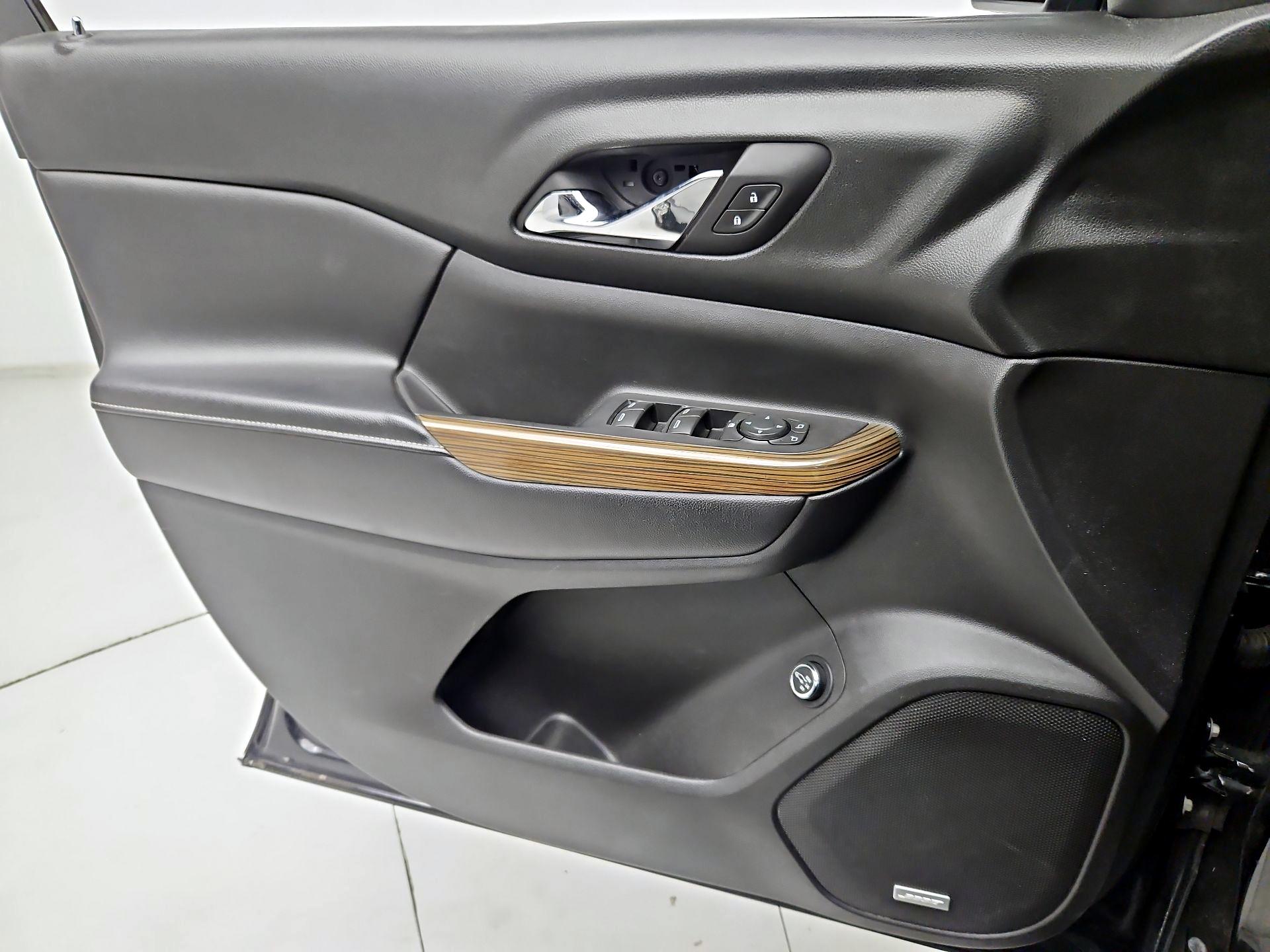 Thumbnail: 2018 GMC Acadia - 12