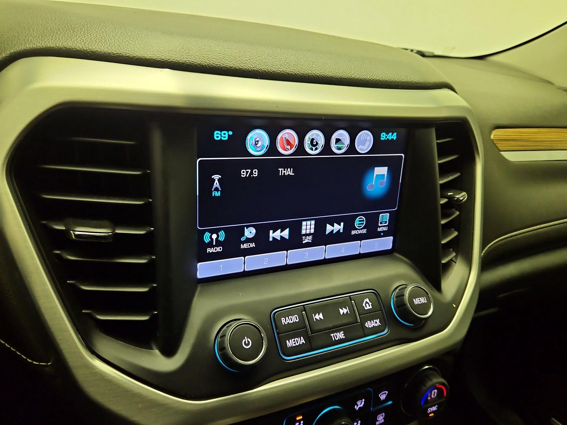 Thumbnail: 2018 GMC Acadia - 15