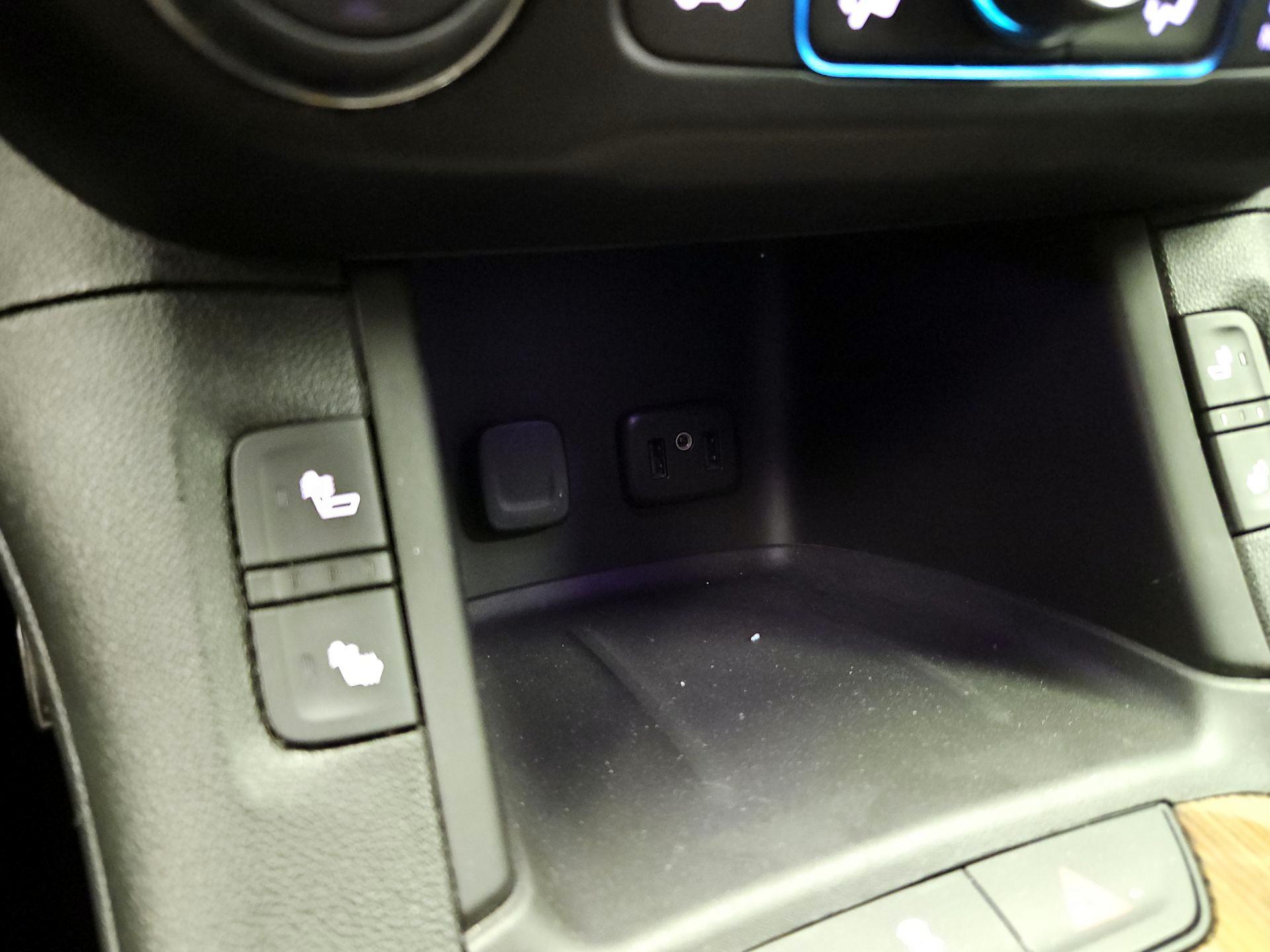 Thumbnail: 2018 GMC Acadia - 18