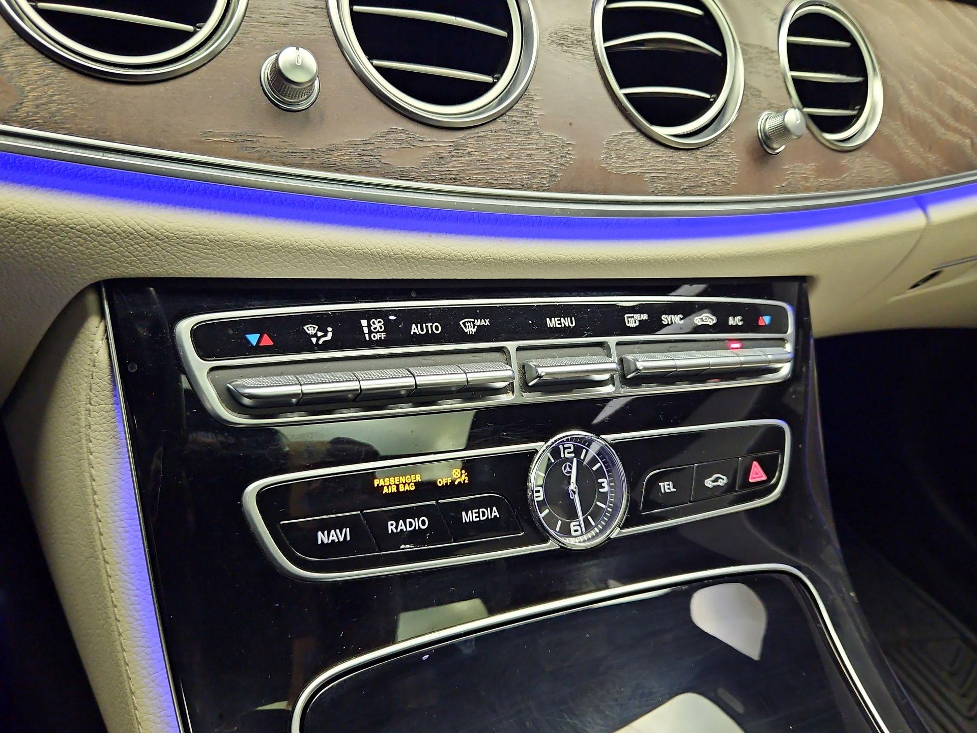 Thumbnail: 2017 Mercedes-Benz E-Class - 17