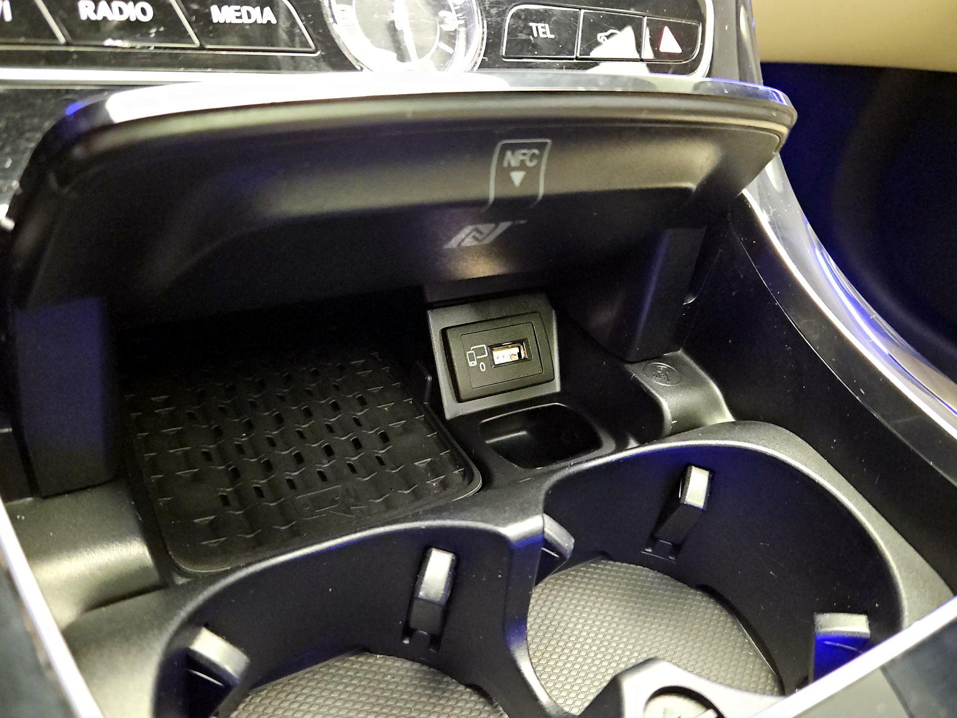 Thumbnail: 2017 Mercedes-Benz E-Class - 19