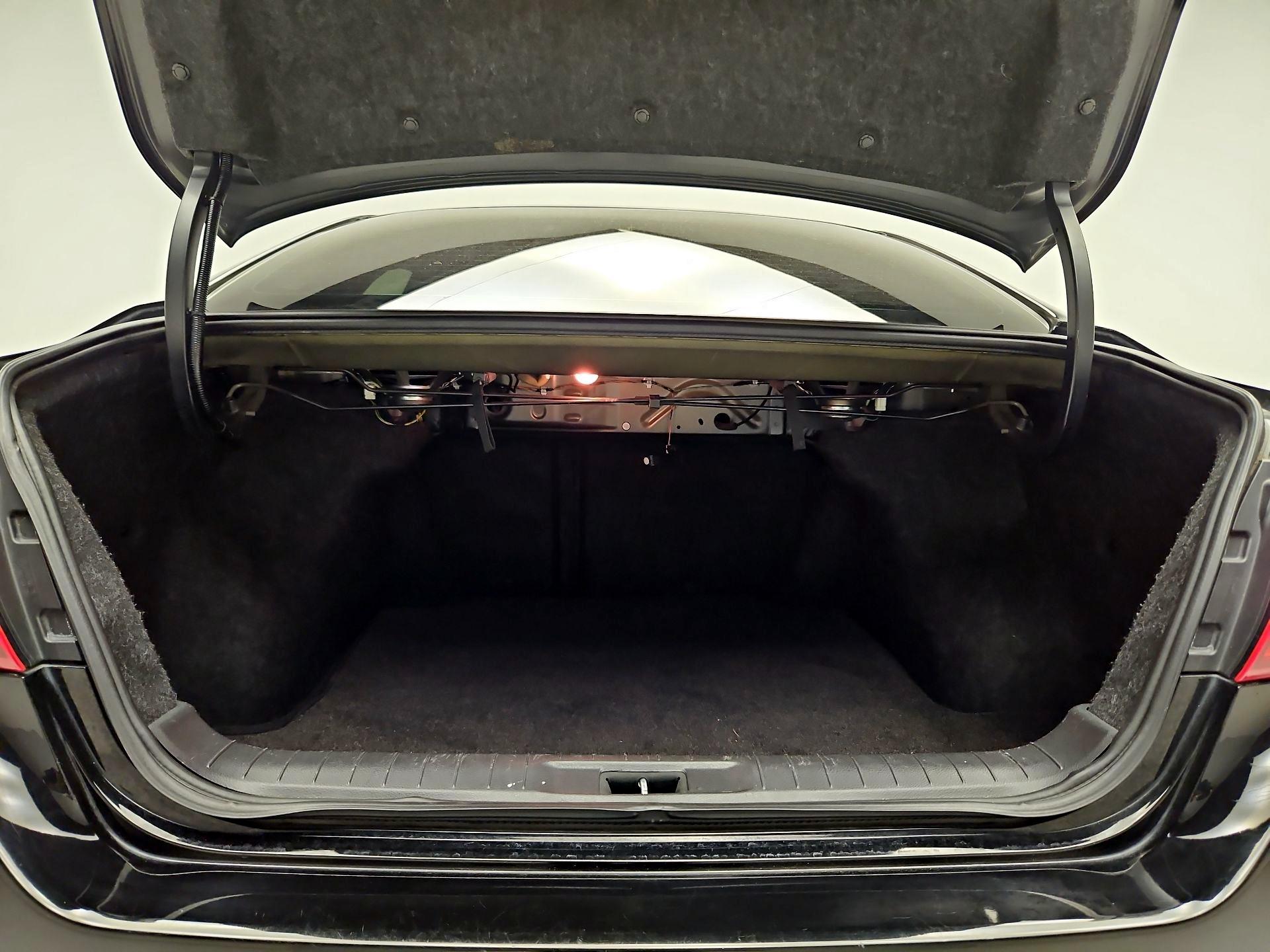 Thumbnail: 2018 Nissan Altima - 20