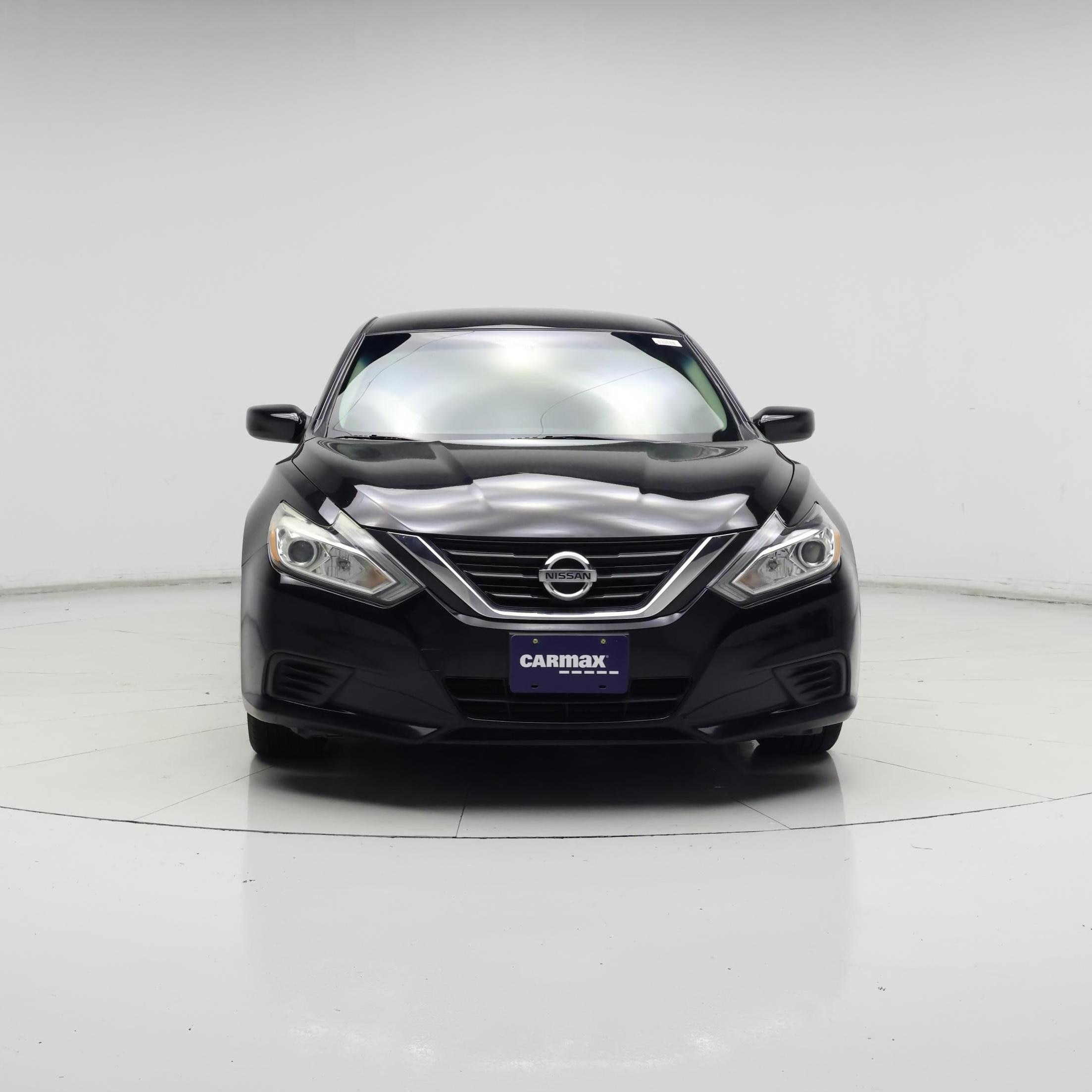 Thumbnail: 2018 Nissan Altima - 5