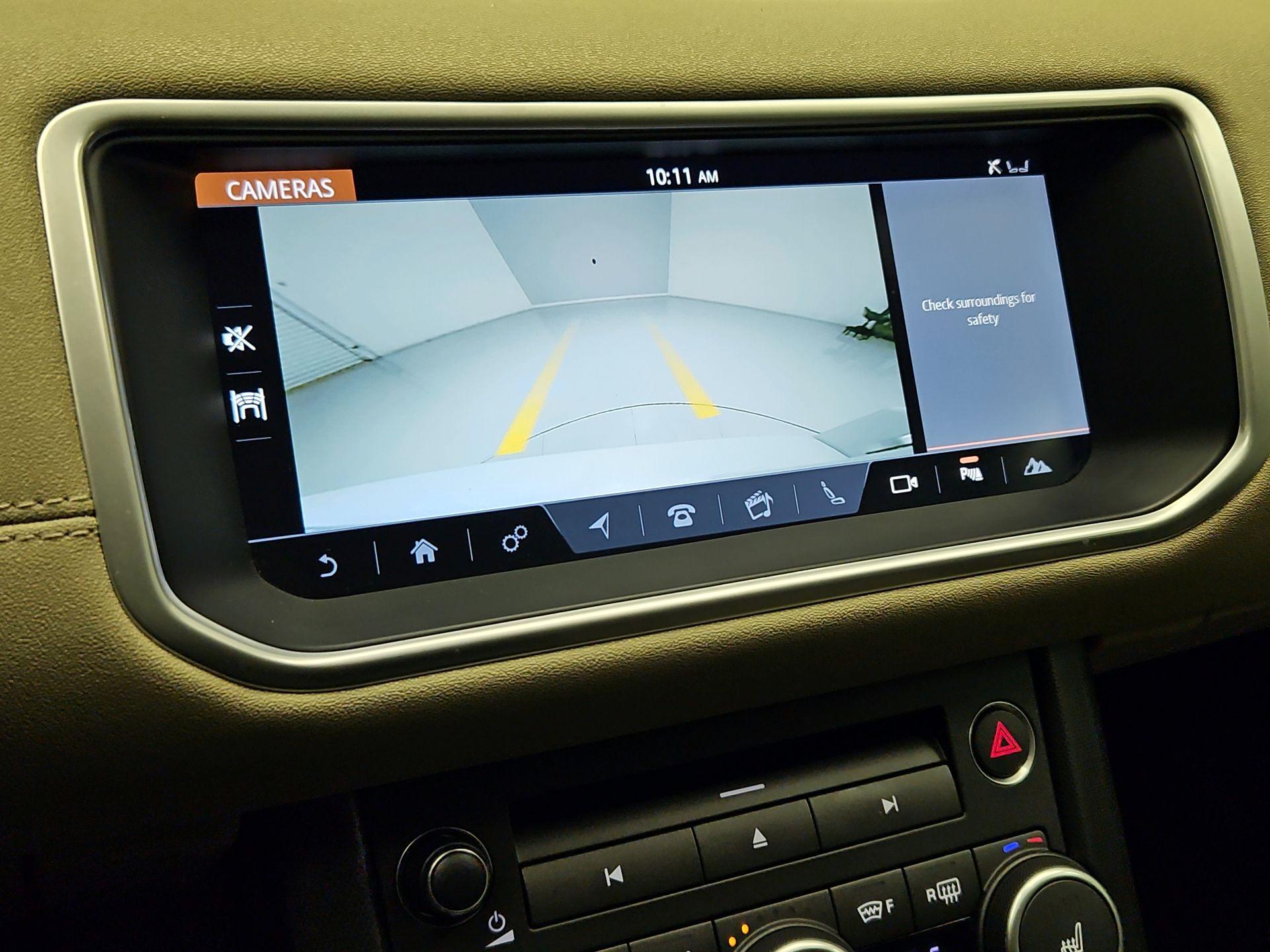 Thumbnail: 2018 Land Rover Range Rover Evoque - 15