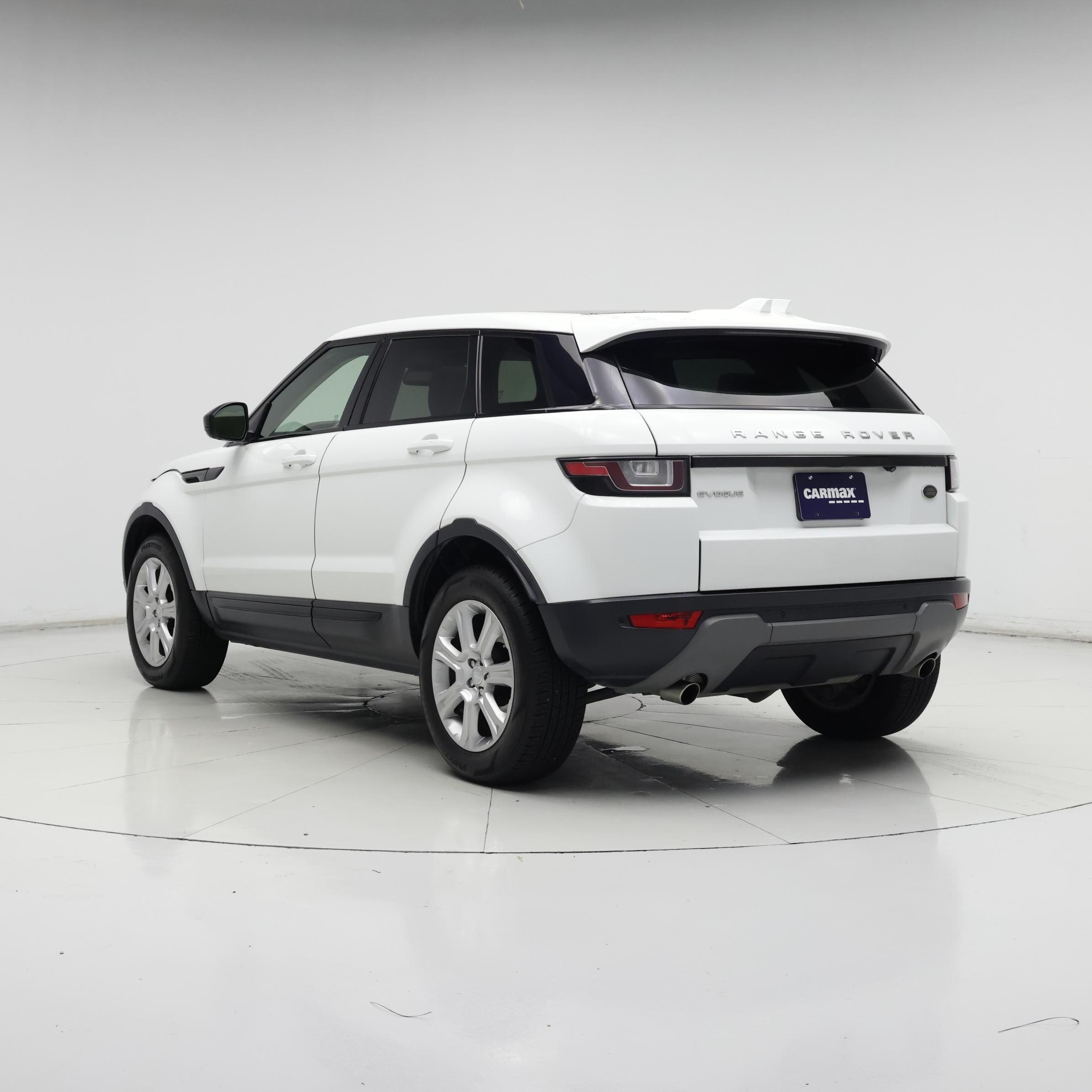 Thumbnail: 2018 Land Rover Range Rover Evoque - 2
