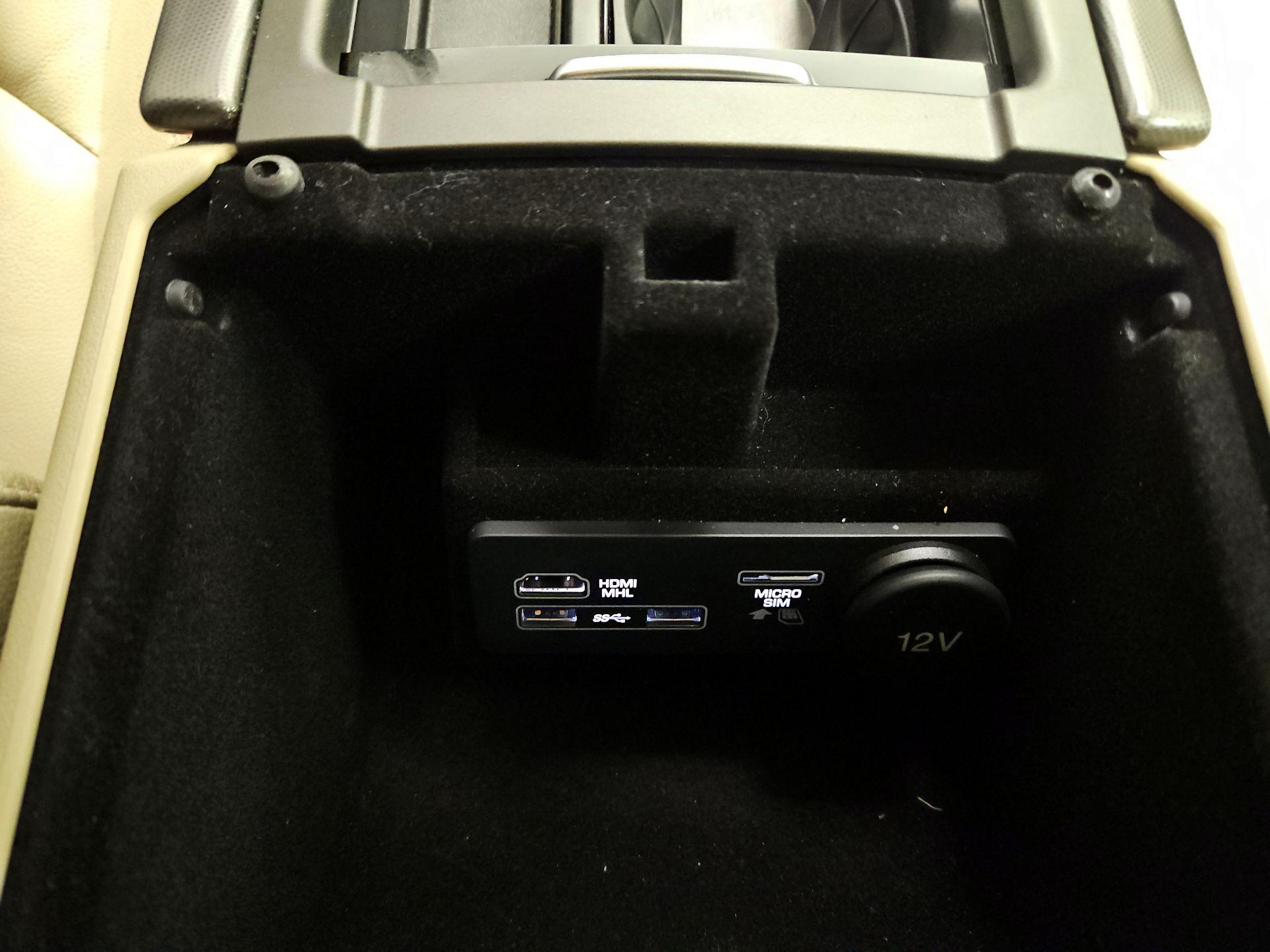 Thumbnail: 2018 Land Rover Range Rover Evoque - 19