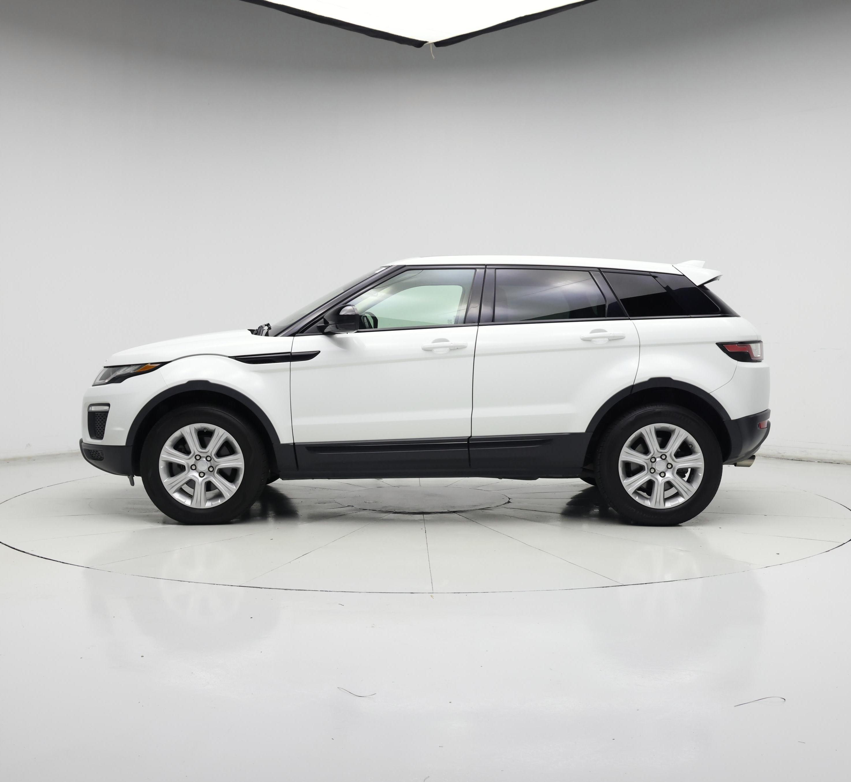 Thumbnail: 2018 Land Rover Range Rover Evoque - 3