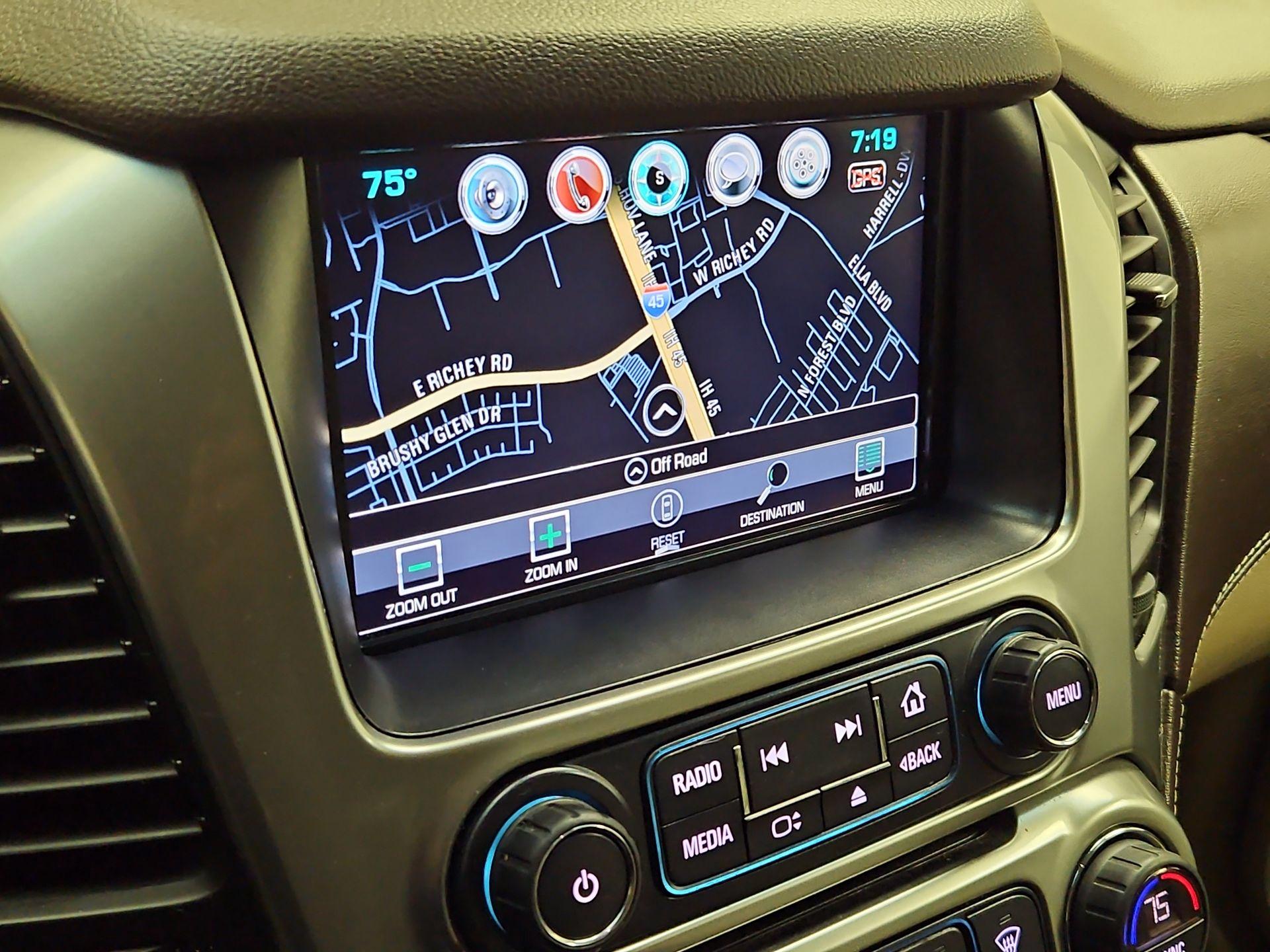 Thumbnail: 2019 Chevrolet Tahoe - 12