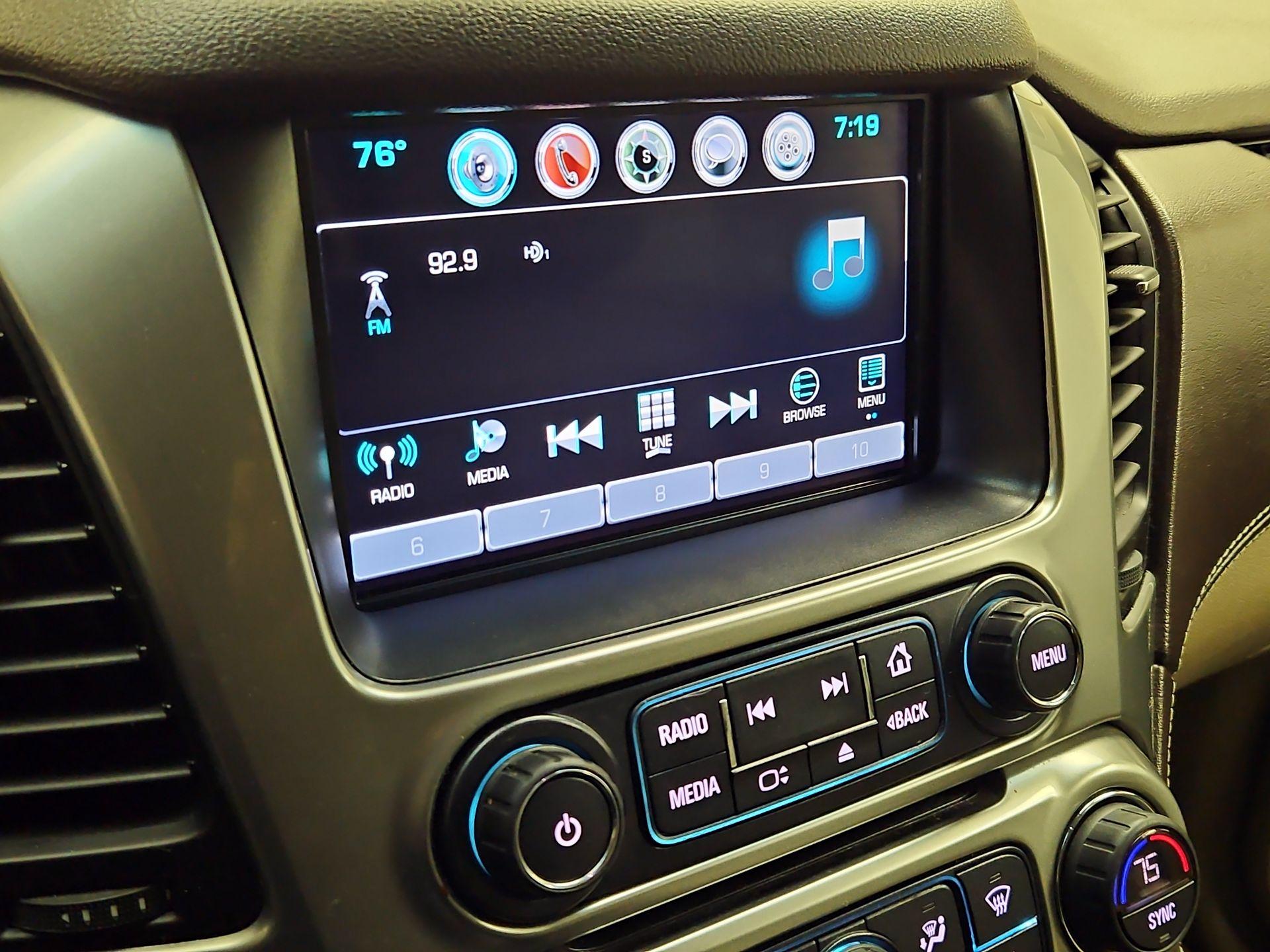 Thumbnail: 2019 Chevrolet Tahoe - 14