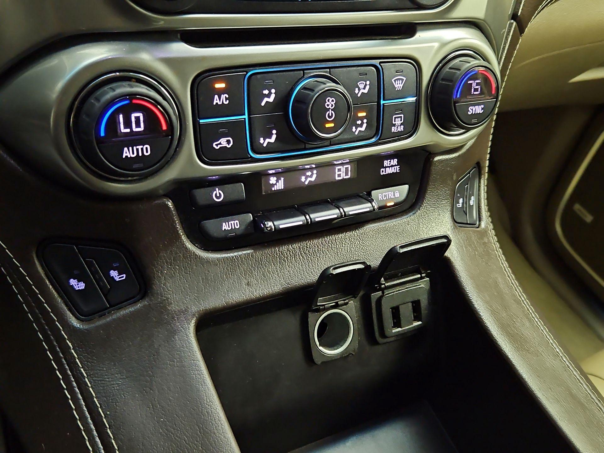 Thumbnail: 2019 Chevrolet Tahoe - 15