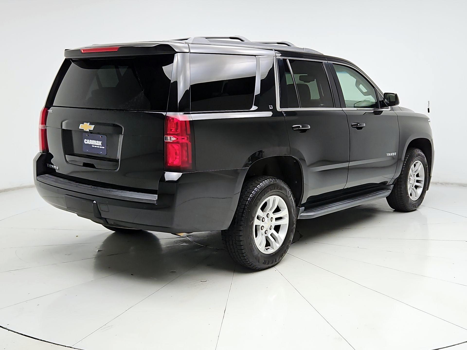 Thumbnail: 2019 Chevrolet Tahoe - 5