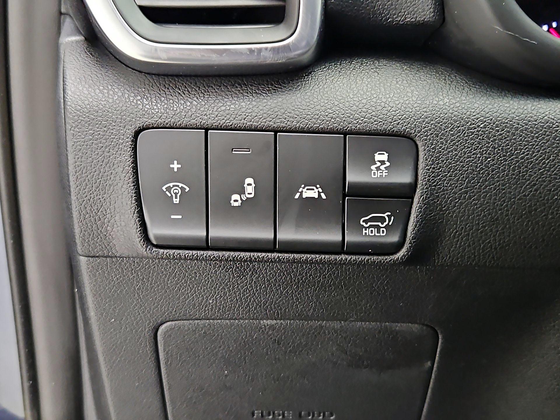 Thumbnail: 2017 Kia Sportage - 11